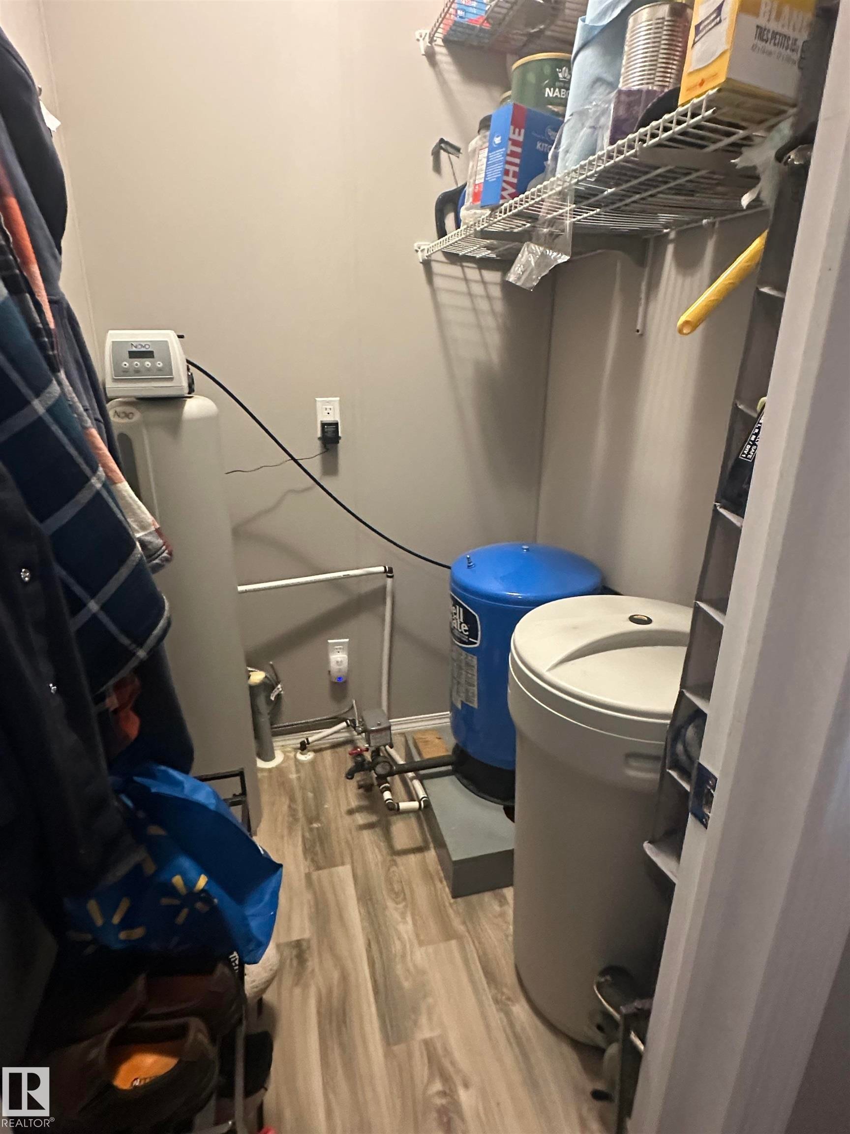 109 42208 Twp Rd 650, Rural Bonnyville M.D., AB - Indoor With Storage