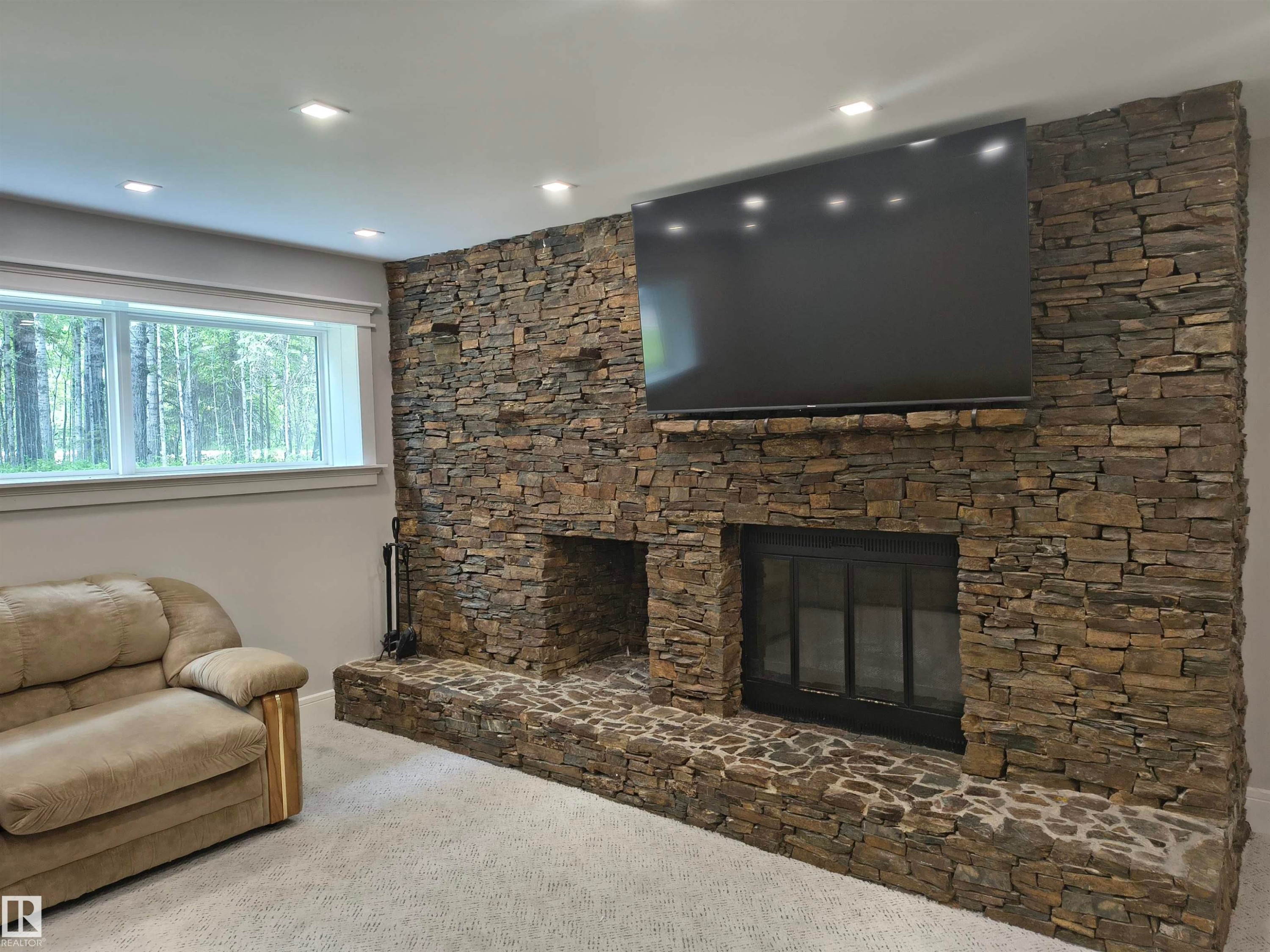 1, 49321 Range Road 72, Rural Brazeau County, AB - Indoor Photo Showing Living Room With Fireplace