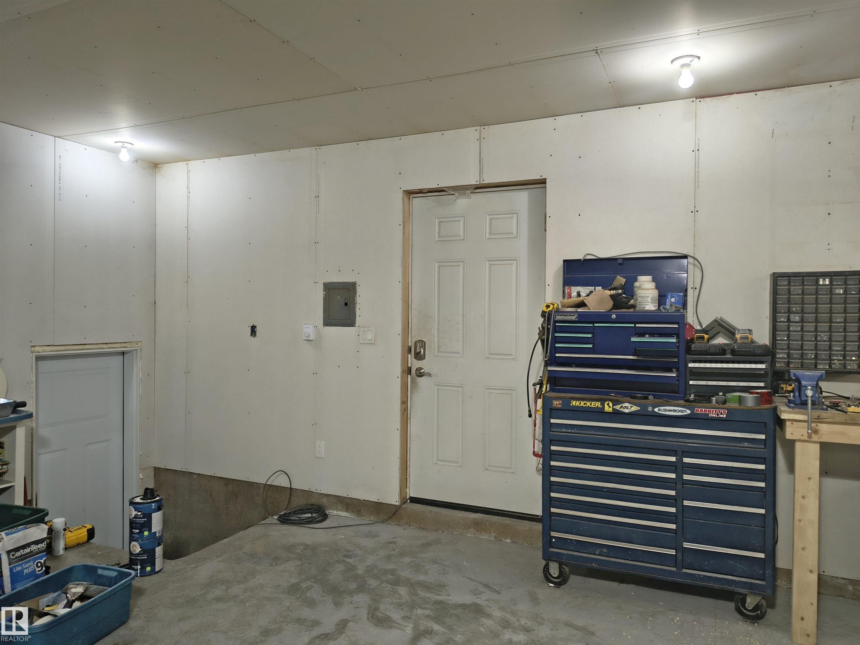 1, 49321 Range Road 72, Rural Brazeau County, AB - Indoor