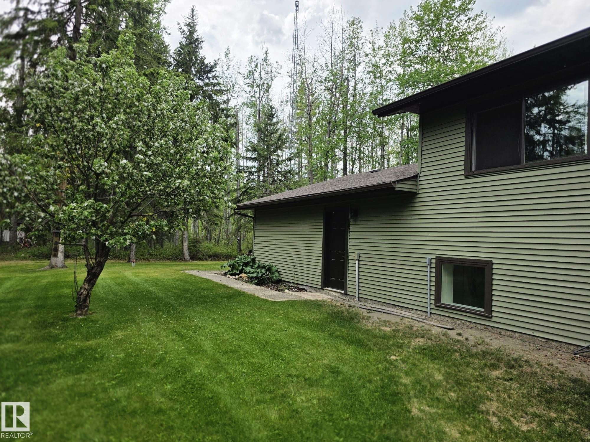 1, 49321 Range Road 72, Rural Brazeau County, AB - Outdoor