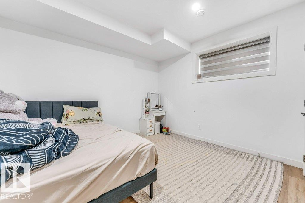 1459 Cherniak Way, Edmonton, AB - Indoor Photo Showing Bedroom