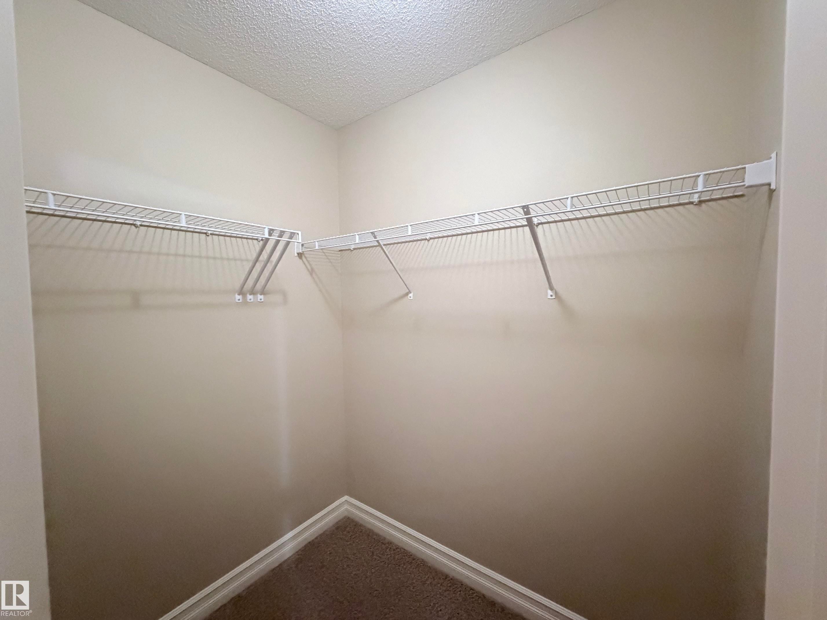 3027 26 Avenue Nw, Edmonton, AB