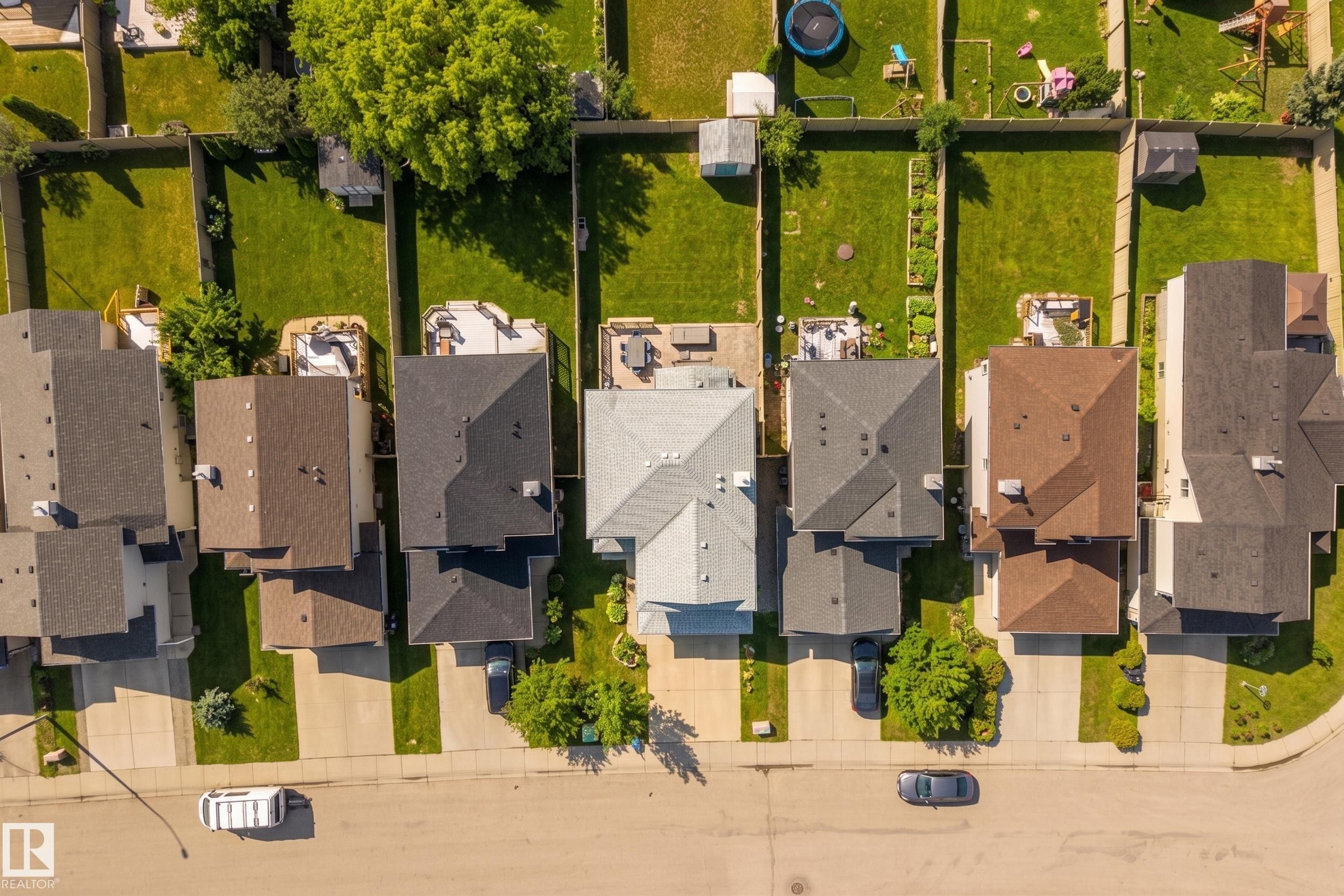 8915 7 Avenue, Edmonton, AB