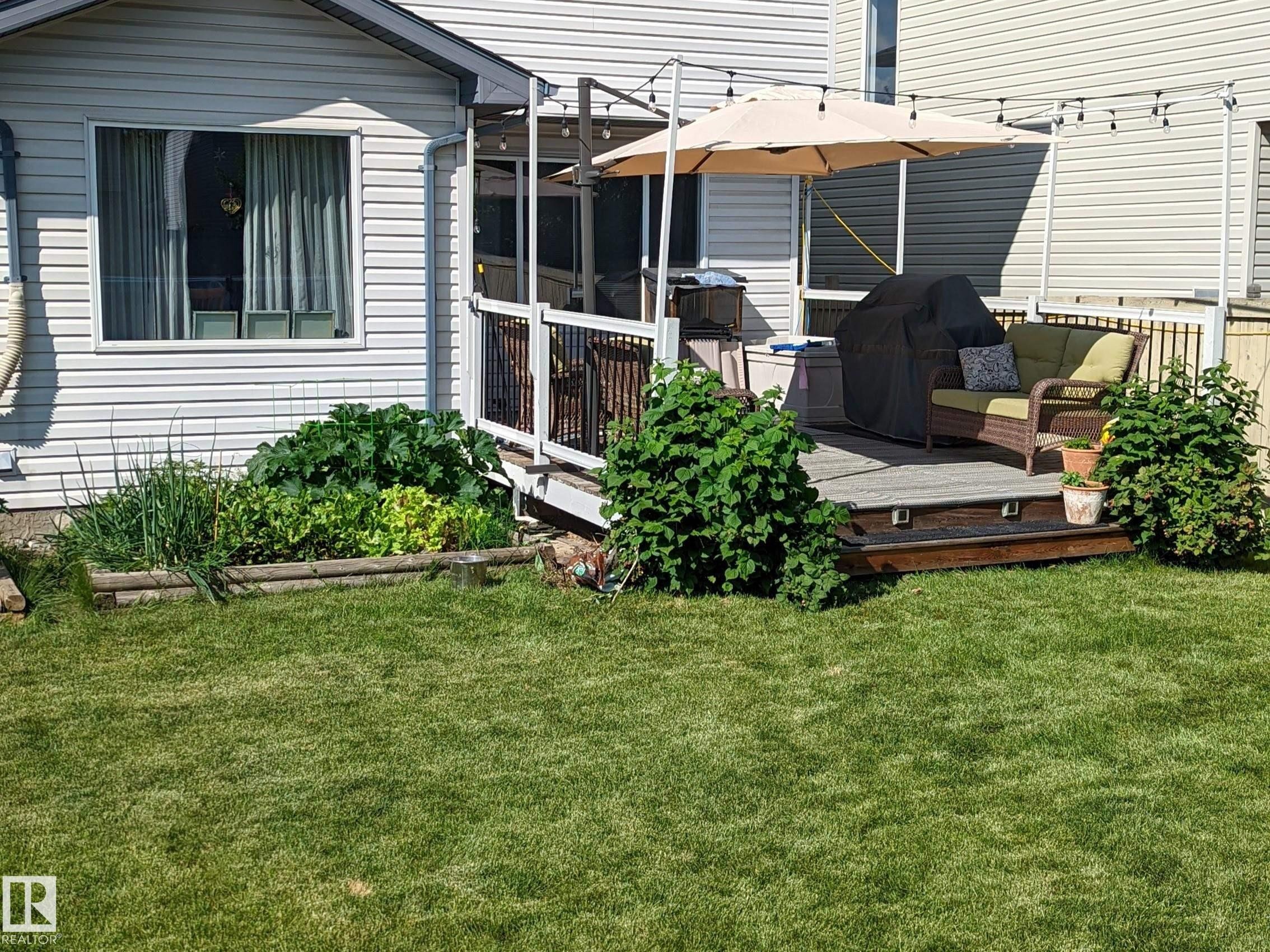 8915 7 Avenue, Edmonton, AB