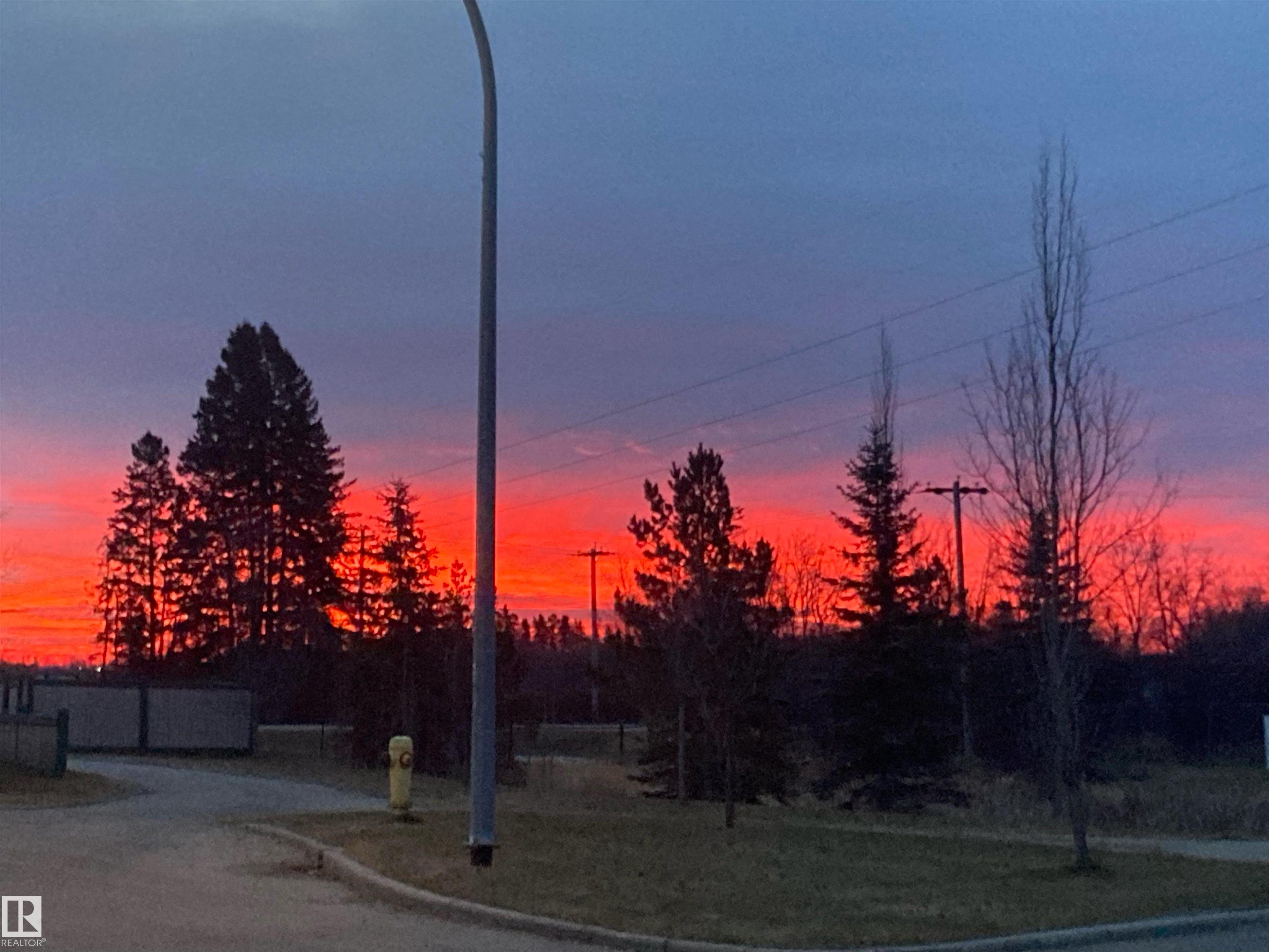 Image quality insufficient for description - 1529 Range Road 272 Rural Parkland County, Alberta, Rural Parkland County, AB - Outdoor With View