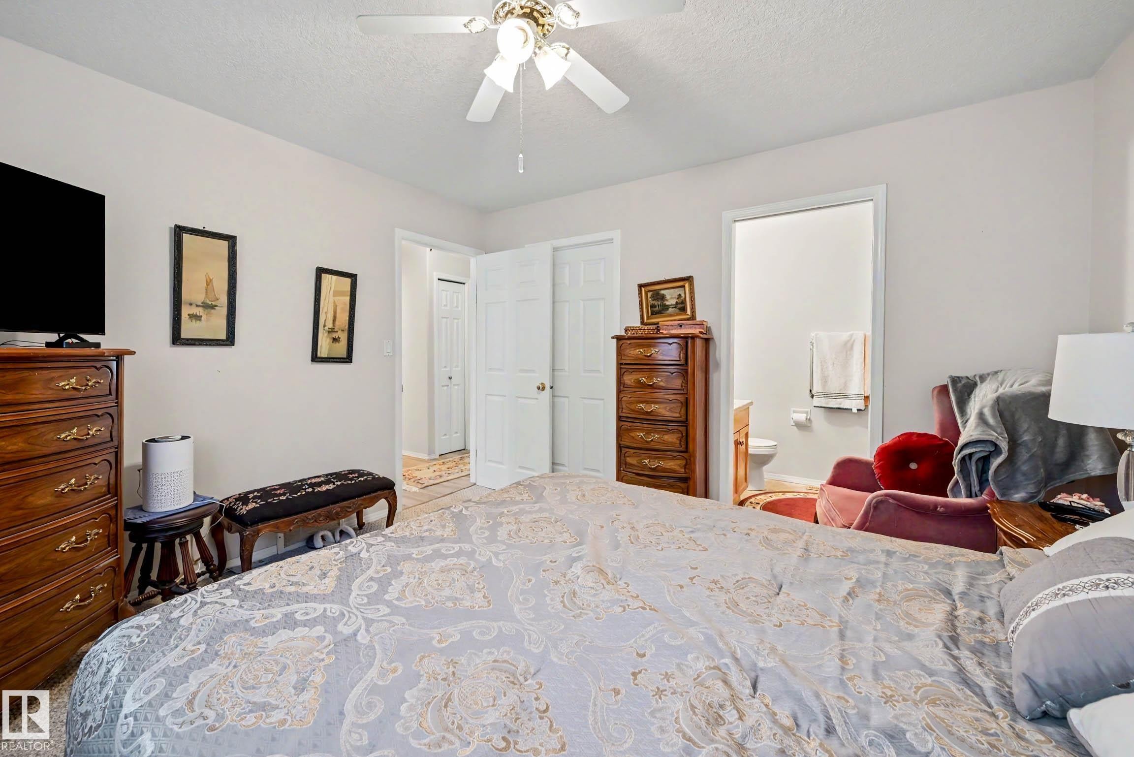 #206 7000 Northview Dr, Wetaskiwin, AB - Indoor Photo Showing Bedroom