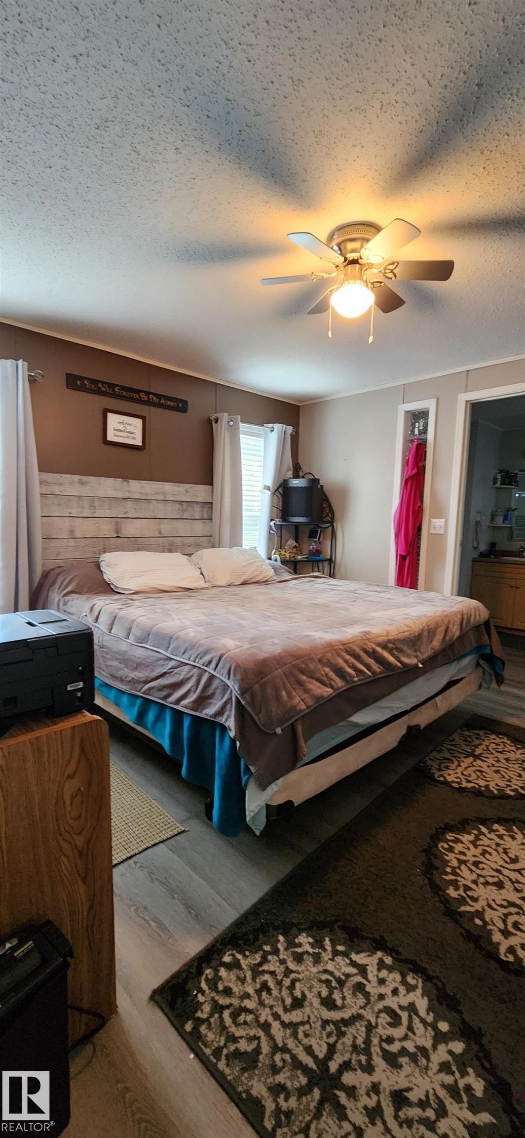 5012 53 Ave, Breton, AB