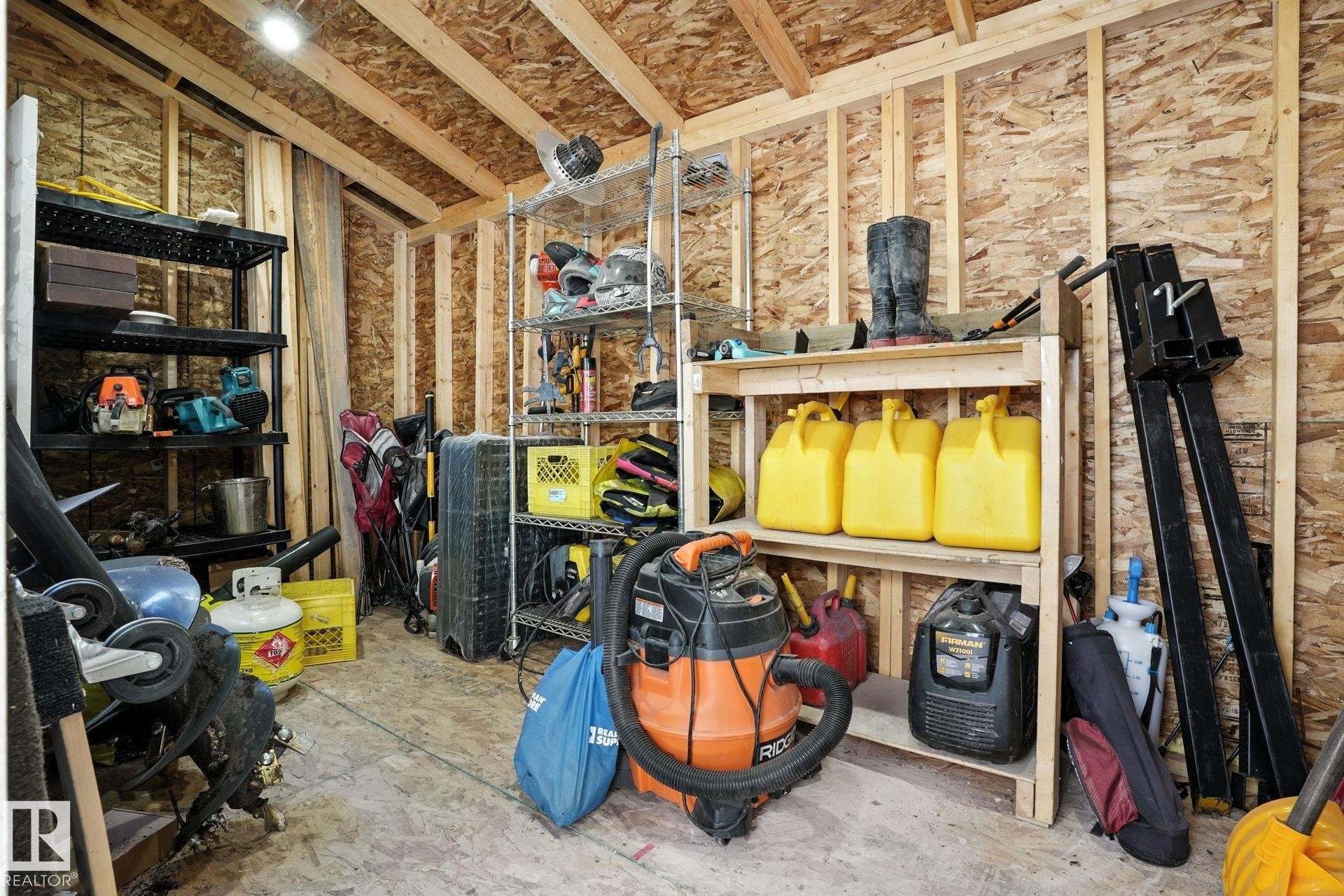 5406 110 Street, Edmonton, AB - Indoor
