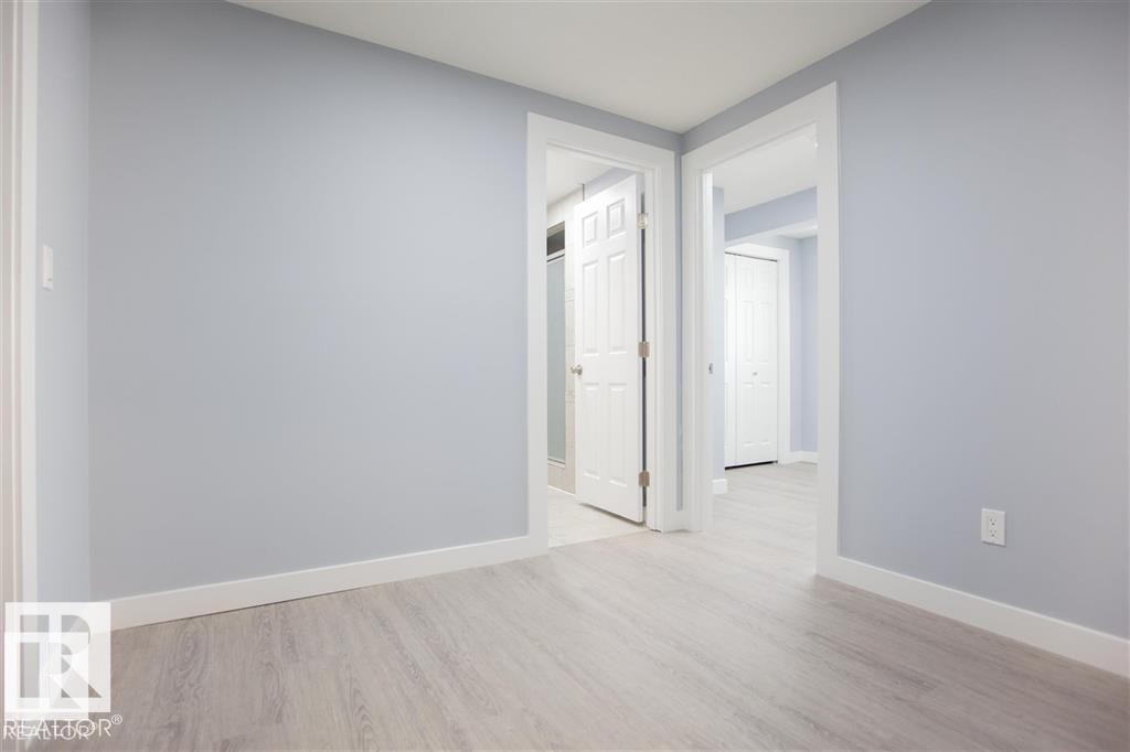 17208 106 Street Nw, Edmonton, AB - Indoor Photo Showing Other Room