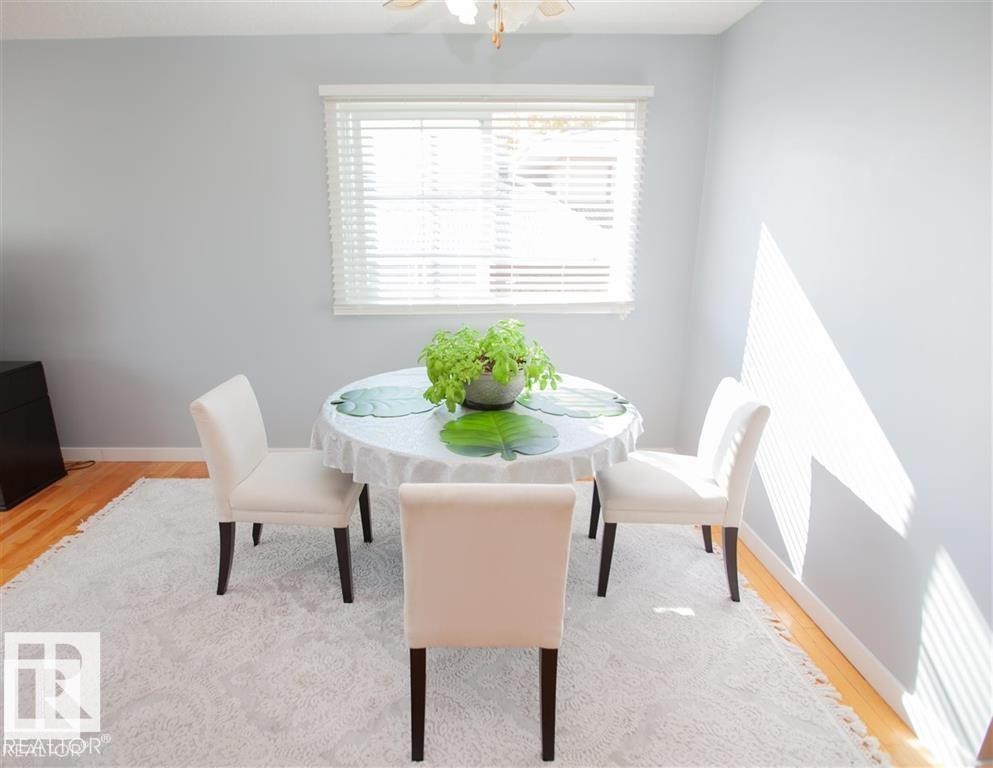 17208 106 Street Nw, Edmonton, AB - Indoor Photo Showing Dining Room