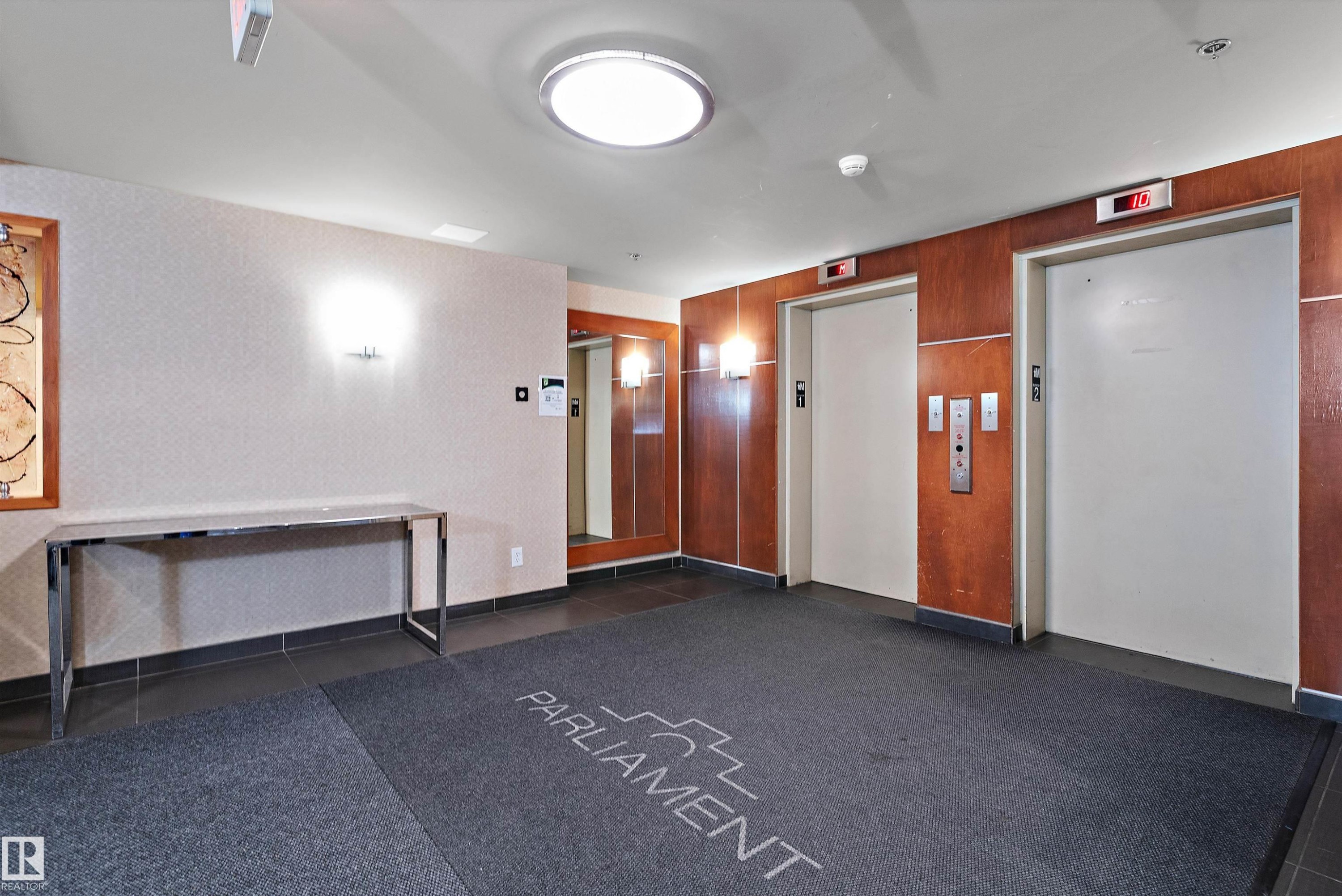 #902 9939 109 St Nw, Edmonton, AB - Indoor Photo Showing Other Room