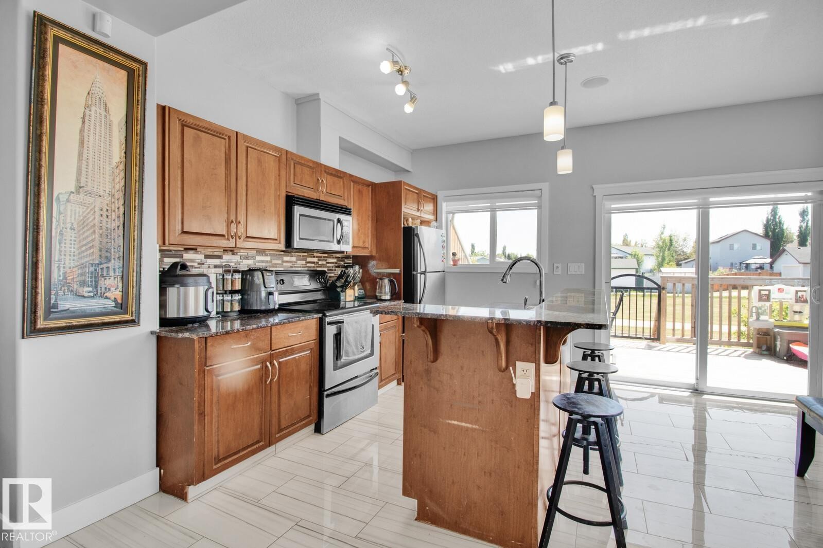 29 13215 153 Avenue, Edmonton, AB - Indoor Photo Showing Kitchen
