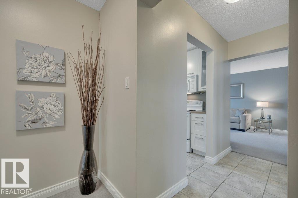 #304 10320 113 St Nw, Edmonton, AB - Indoor Photo Showing Other Room