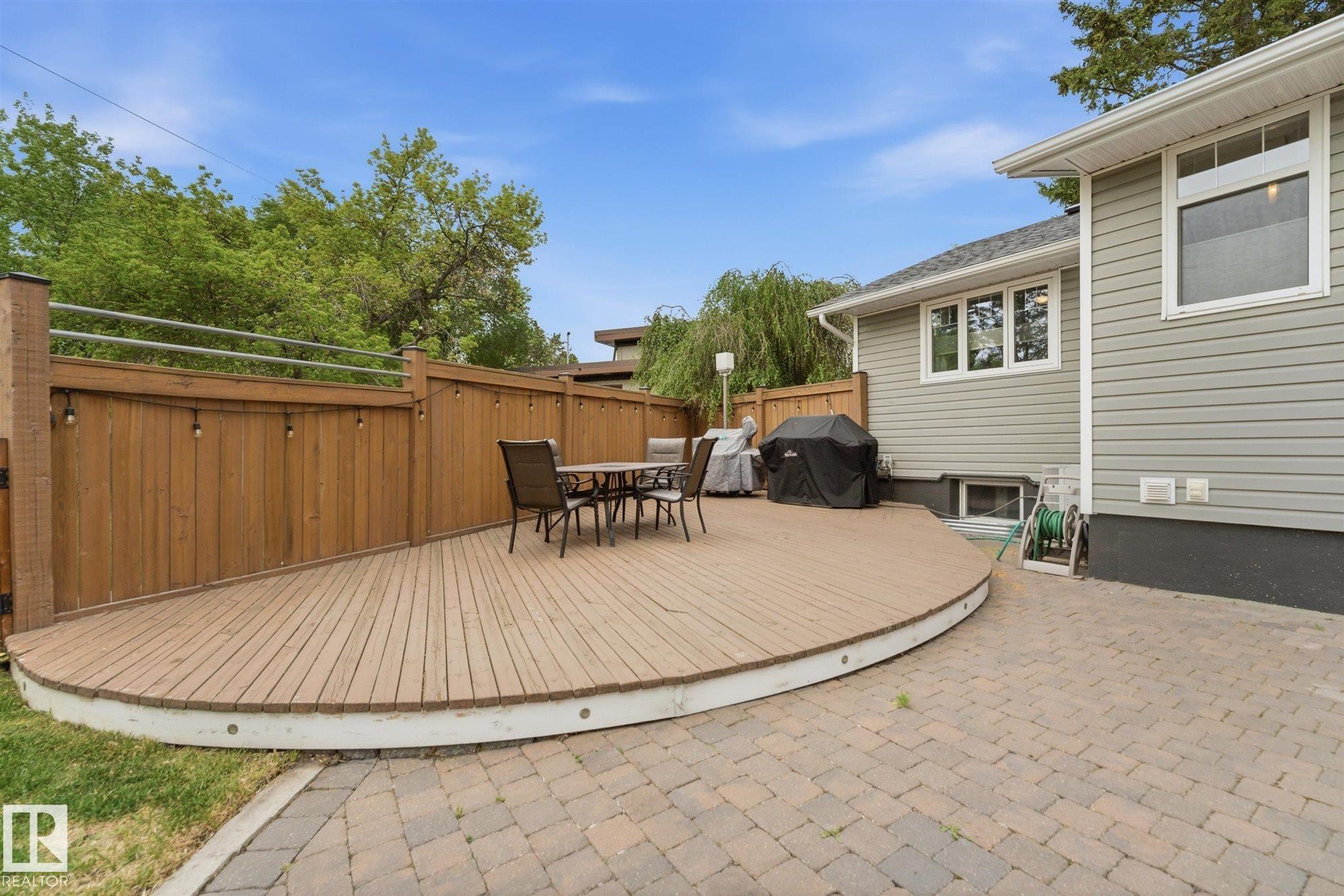 5400 49 Street, Stony Plain, AB - Outdoor With Exterior