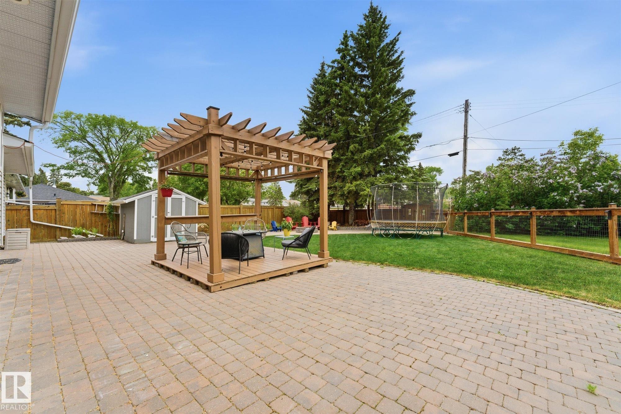 5400 49 Street, Stony Plain, AB - Outdoor