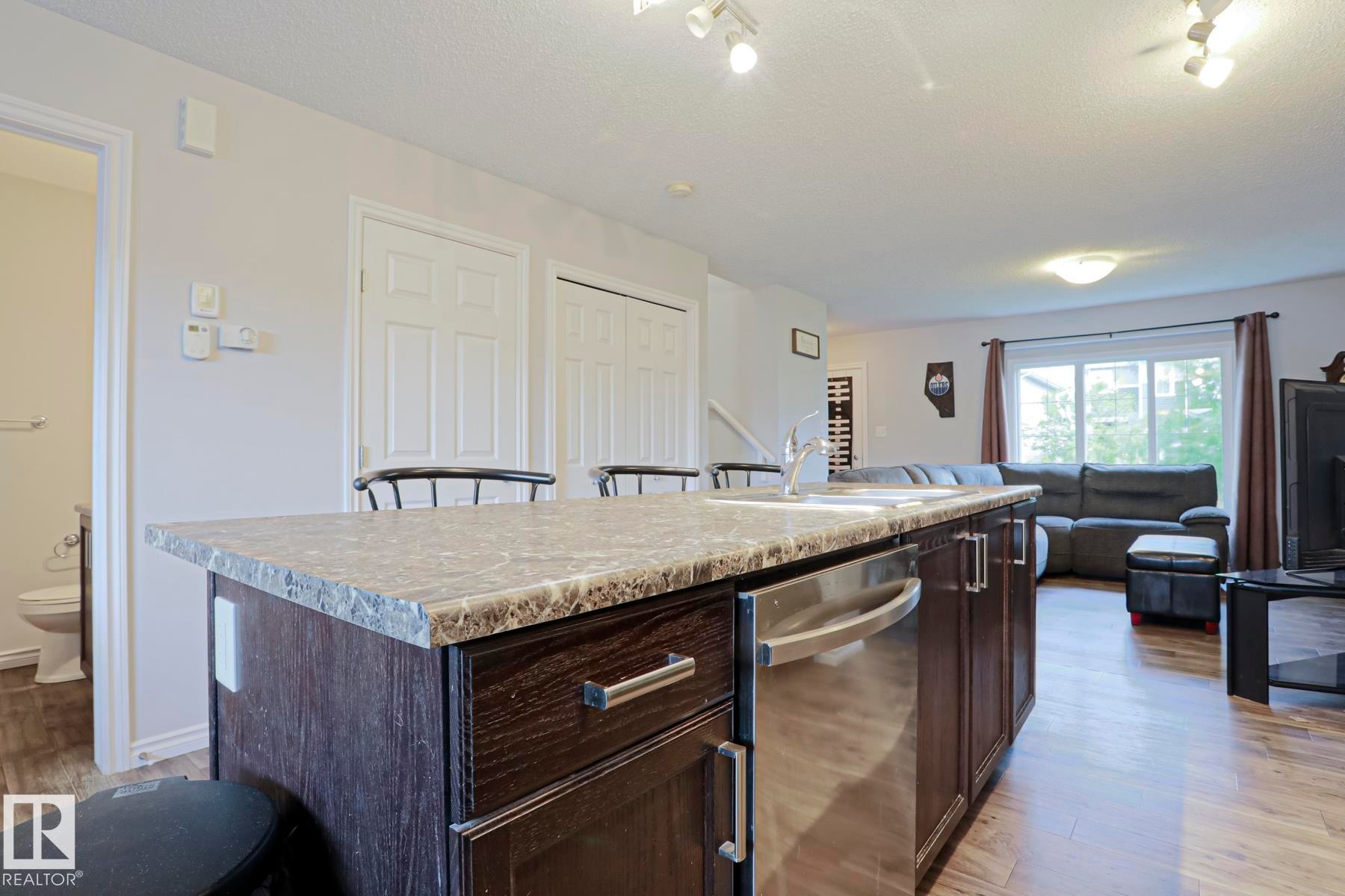 492 Ebbers Way Nw, Edmonton, AB - Indoor