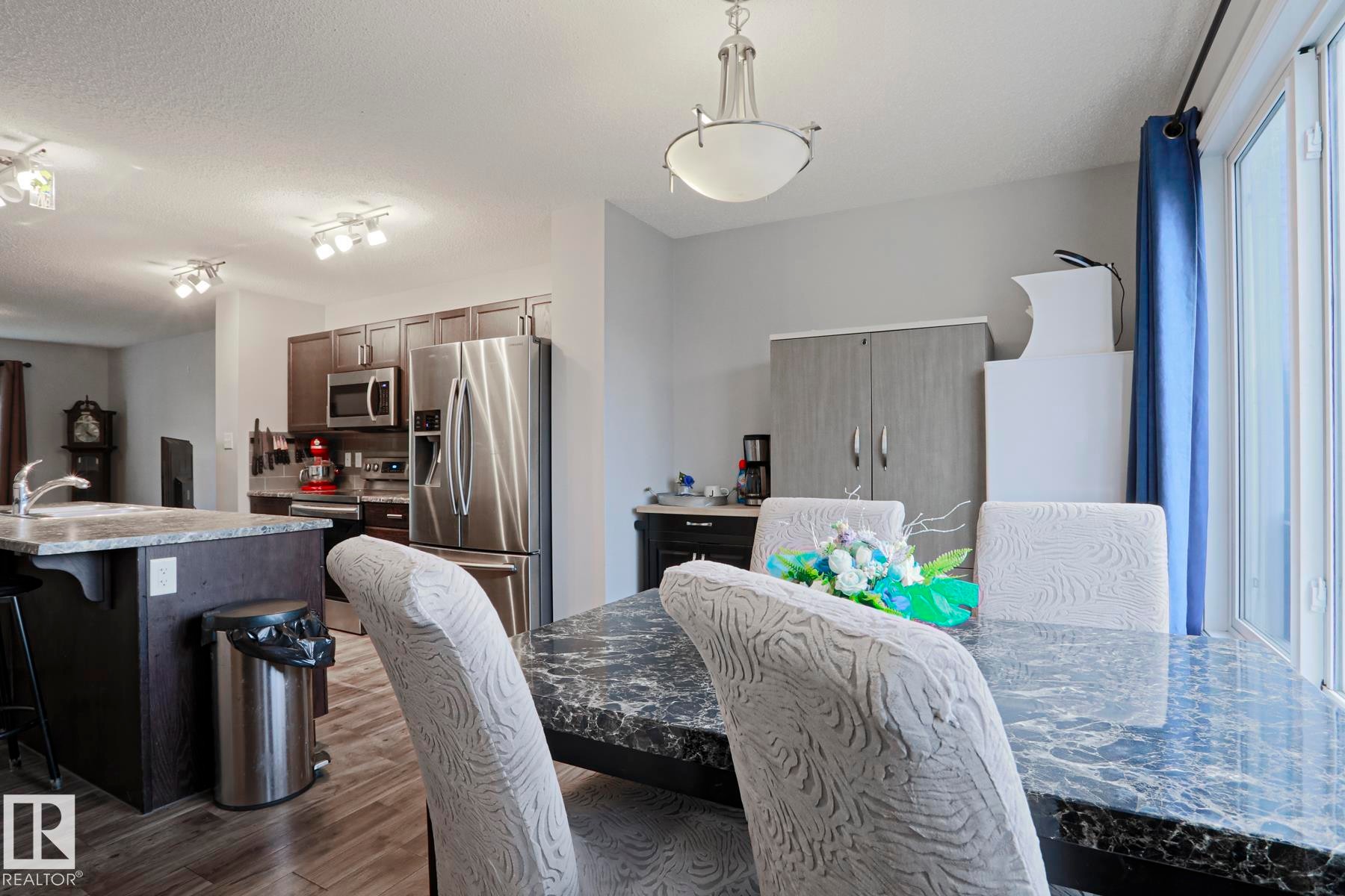 492 Ebbers Way Nw, Edmonton, AB - Indoor