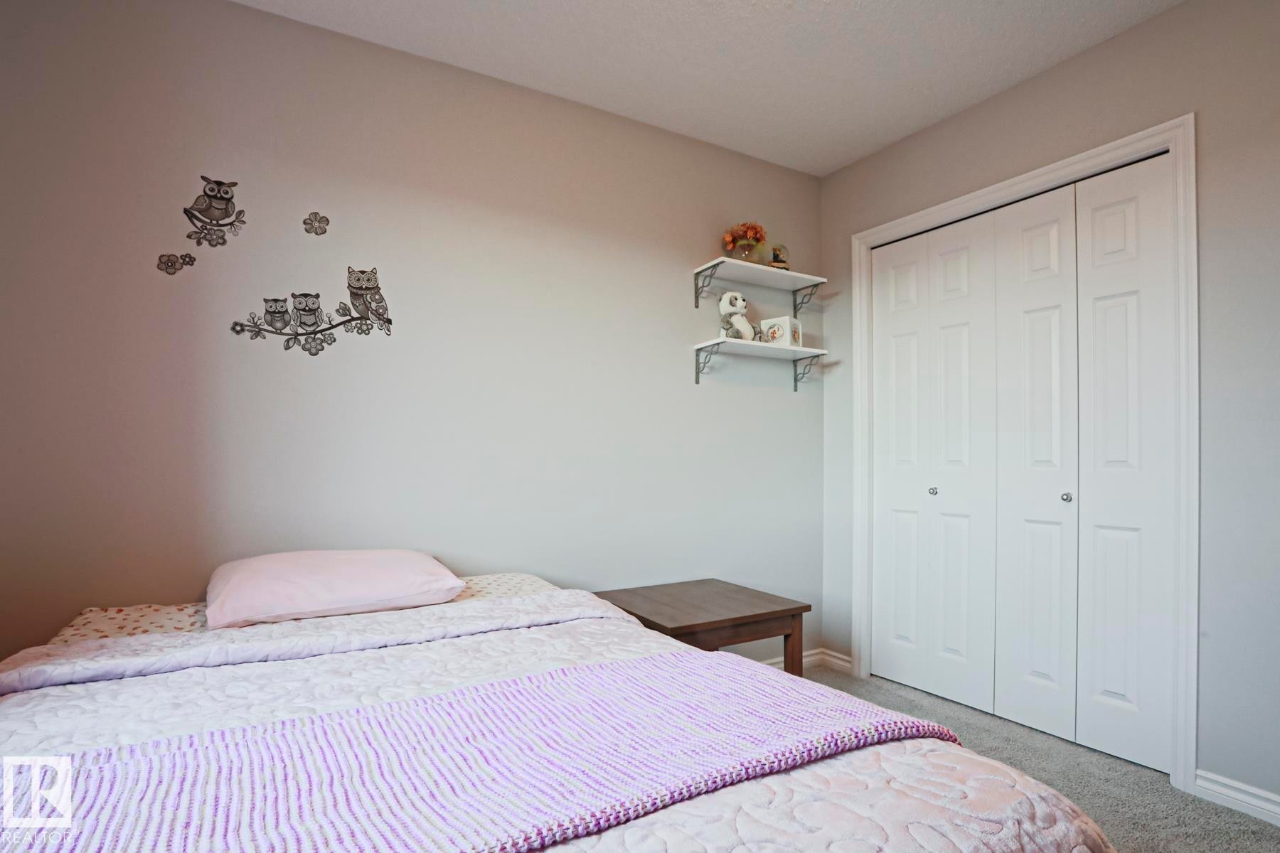 492 Ebbers Way Nw, Edmonton, AB - Indoor Photo Showing Bedroom
