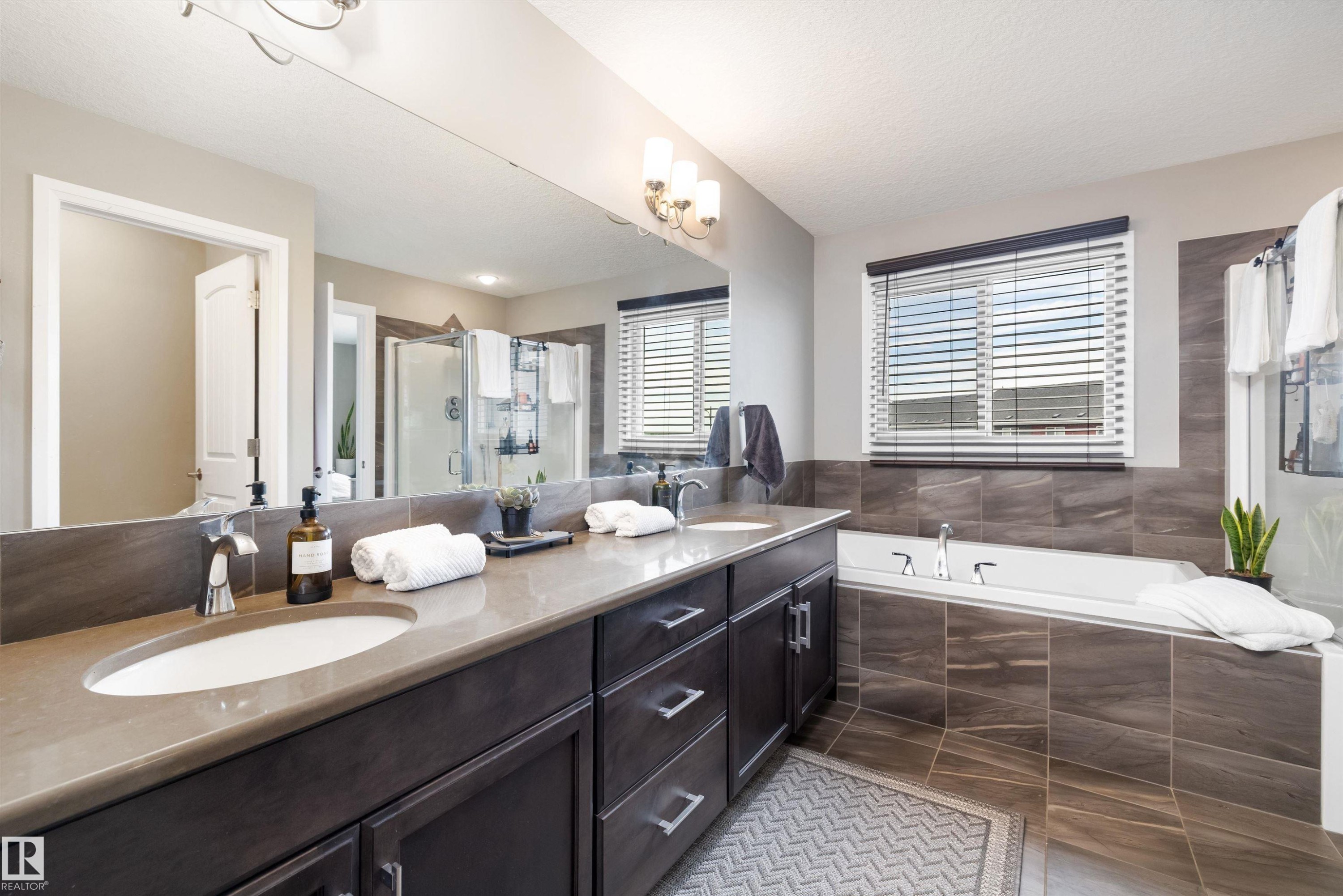 153 Sturtz Bend, Leduc, AB - Indoor Photo Showing Bathroom