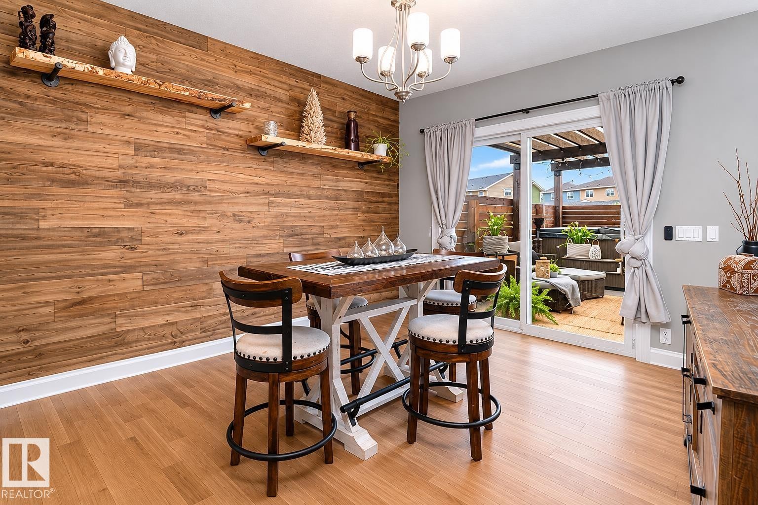 153 Sturtz Bend, Leduc, AB - Indoor Photo Showing Dining Room