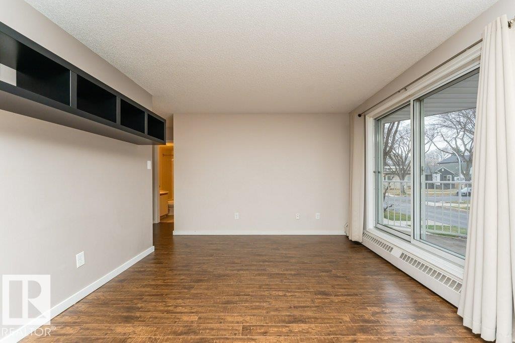 #203 8503 108 St Nw, Edmonton, AB - Indoor Photo Showing Other Room