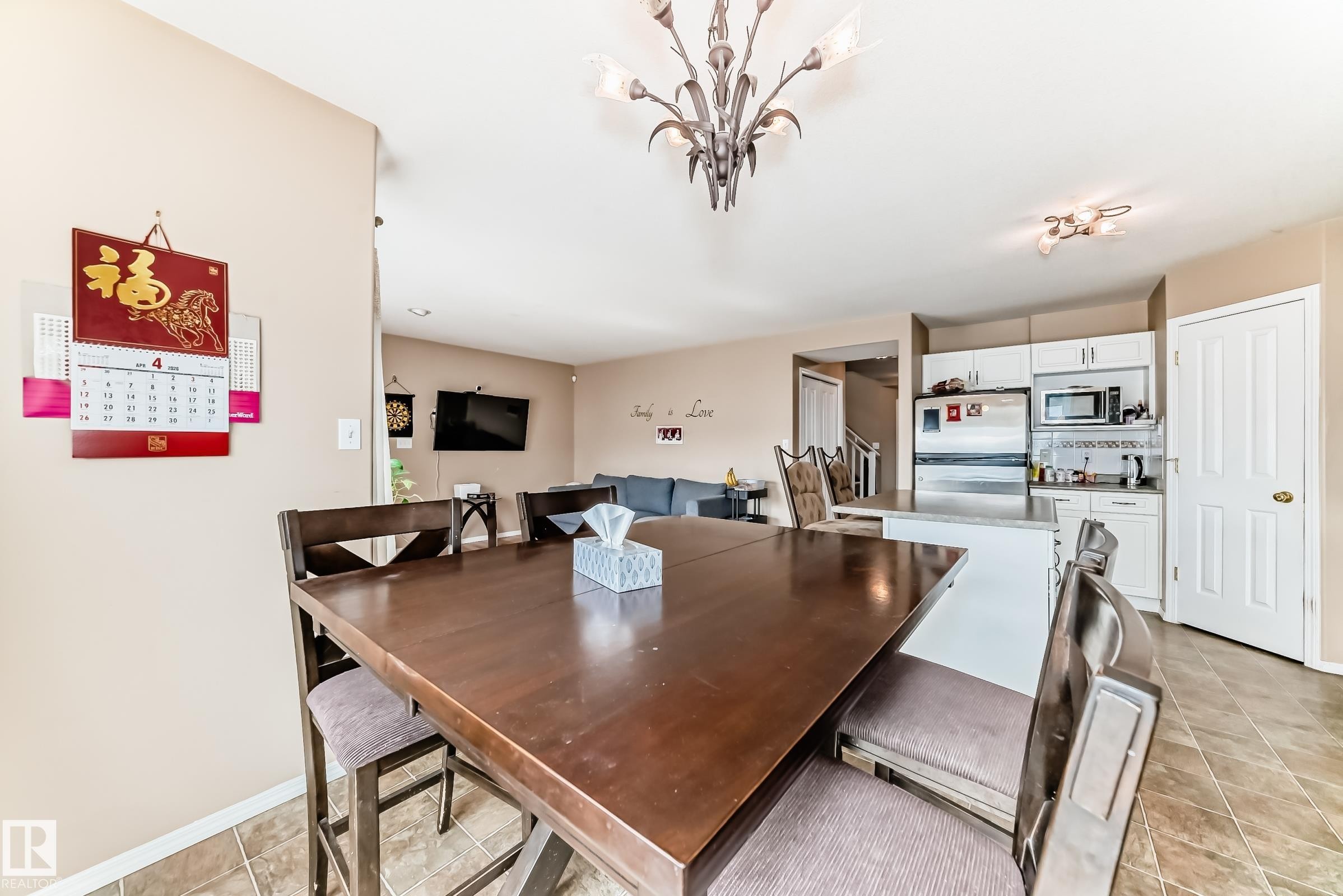 1815 36 Avenue, Edmonton, AB - Indoor Photo Showing Dining Room
