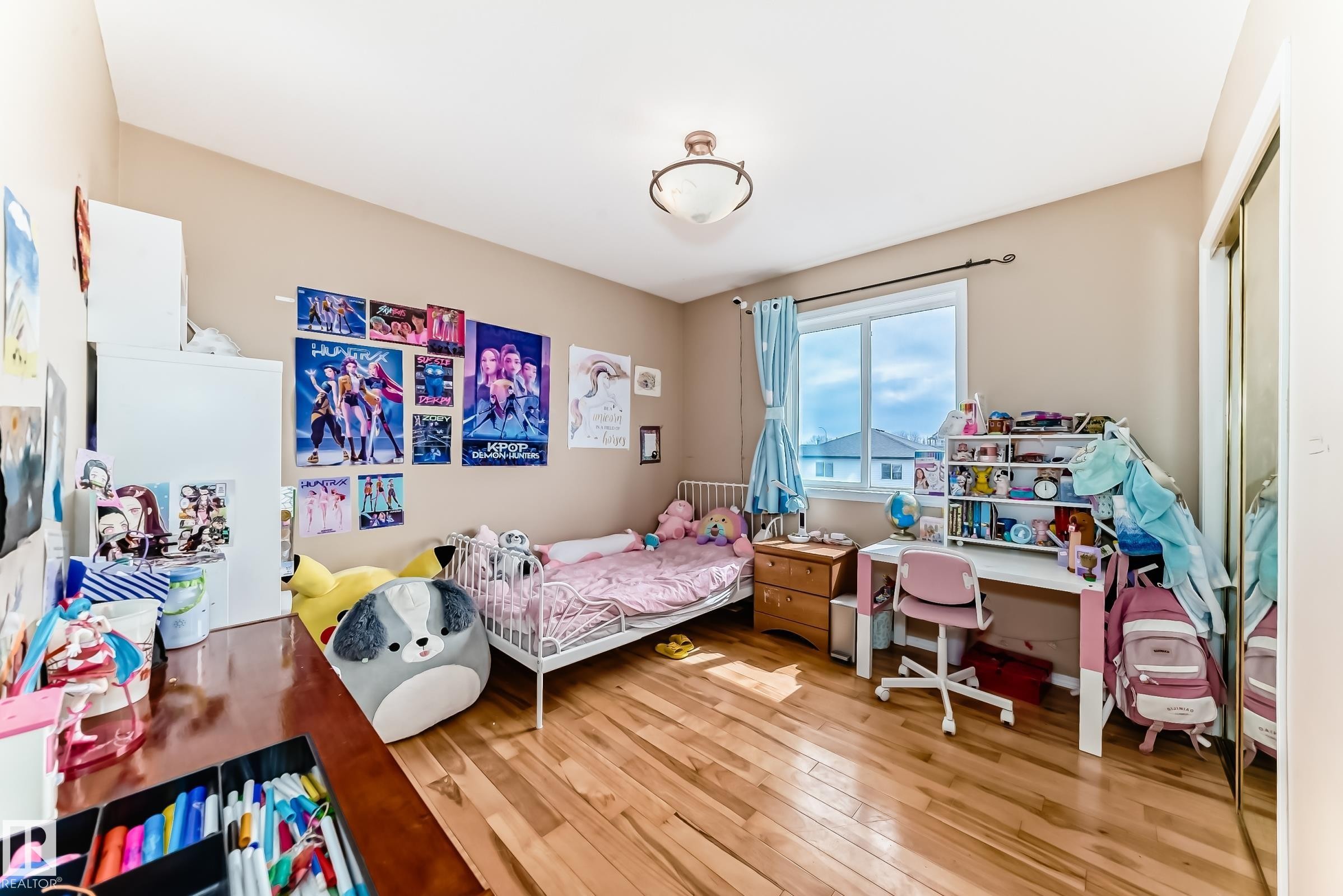 1815 36 Avenue, Edmonton, AB - Indoor Photo Showing Bedroom