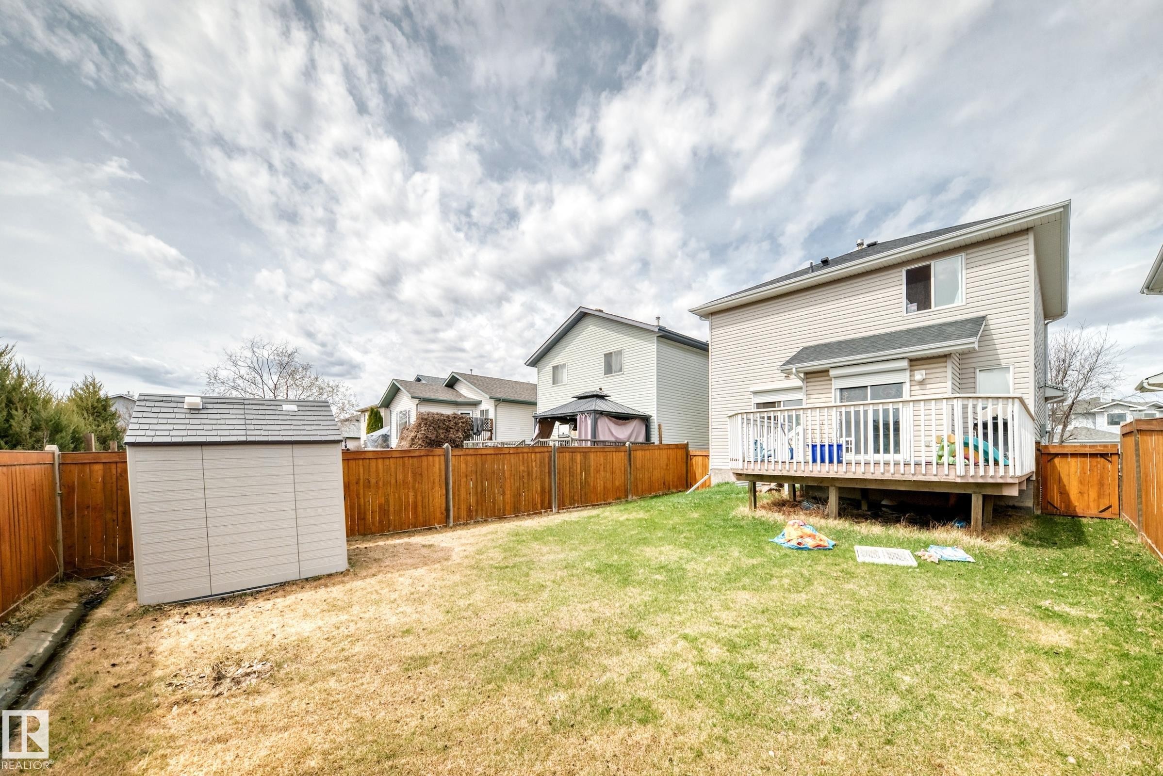 1815 36 Avenue, Edmonton, AB - Outdoor With Deck Patio Veranda