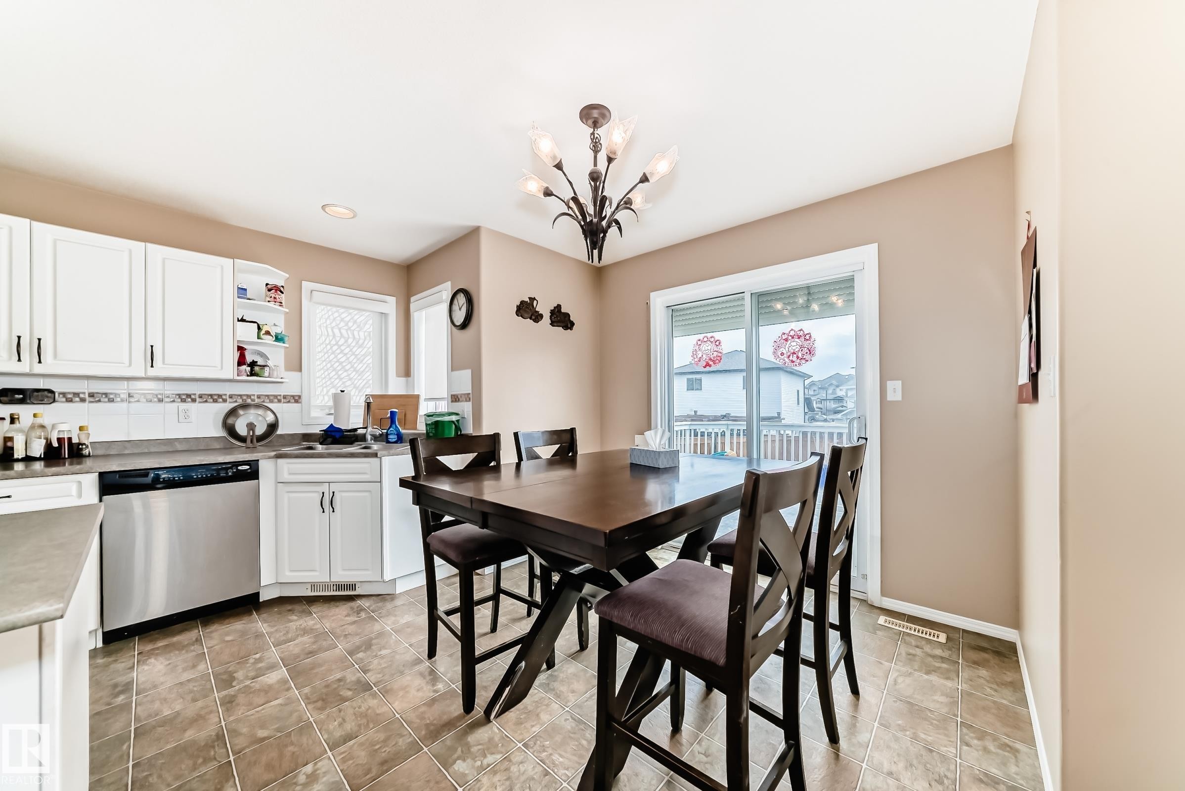 1815 36 Avenue, Edmonton, AB - Indoor