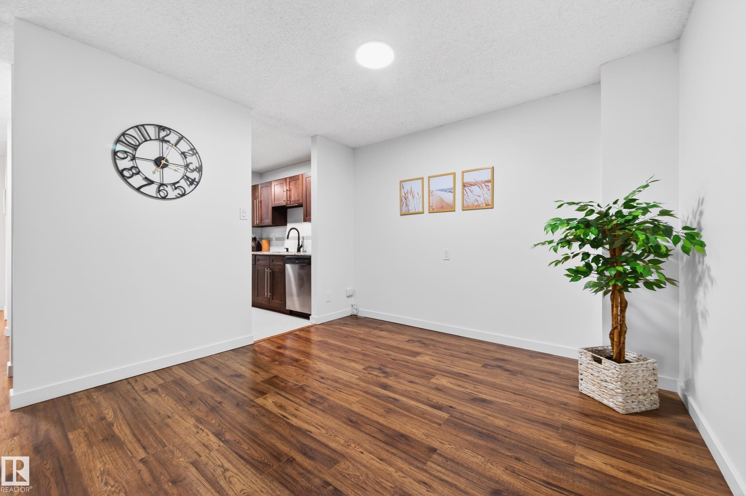 312 14811 51 Avenue, Edmonton, AB - Indoor Photo Showing Other Room