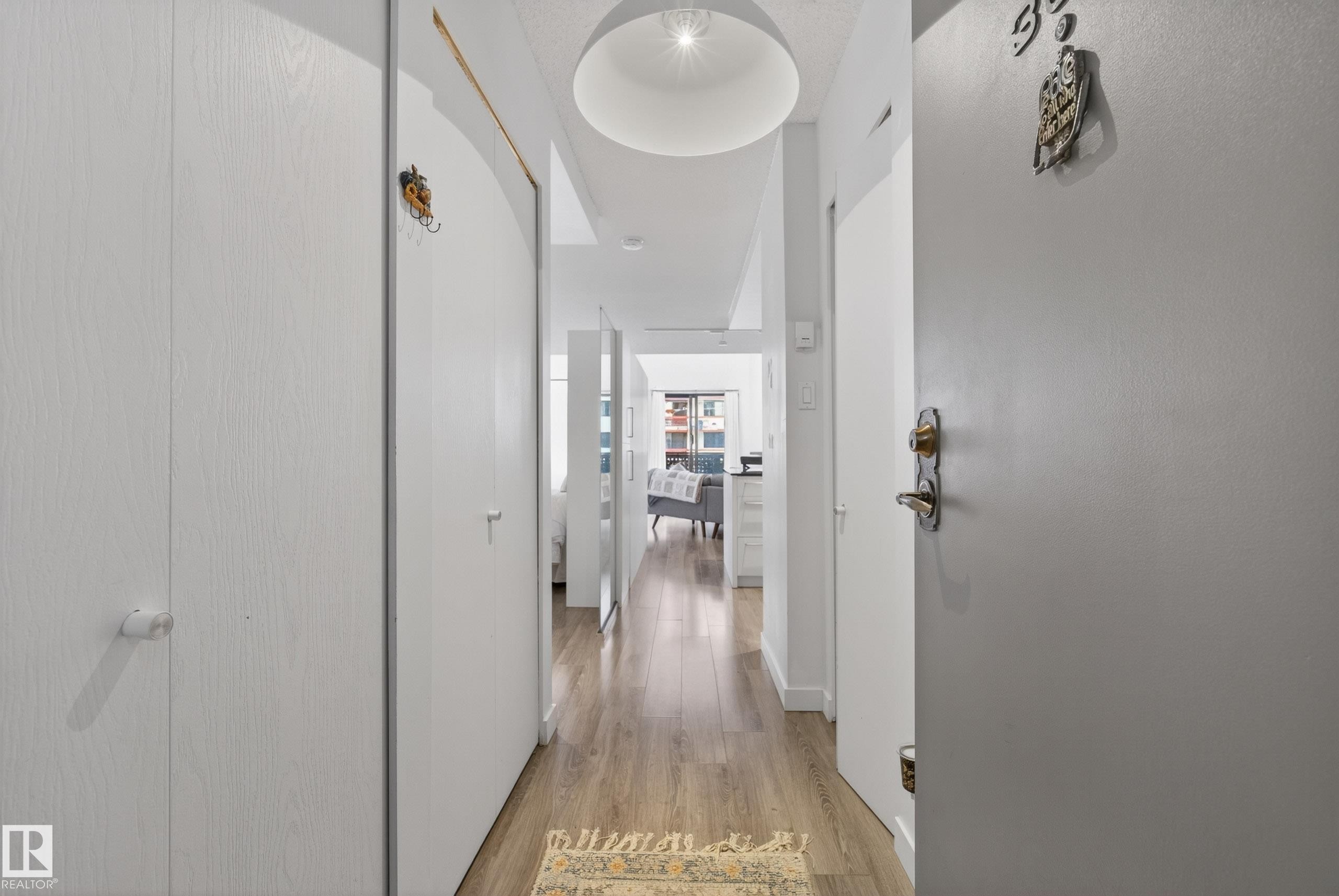 302 10148 118 Street, Edmonton, AB - Indoor Photo Showing Other Room