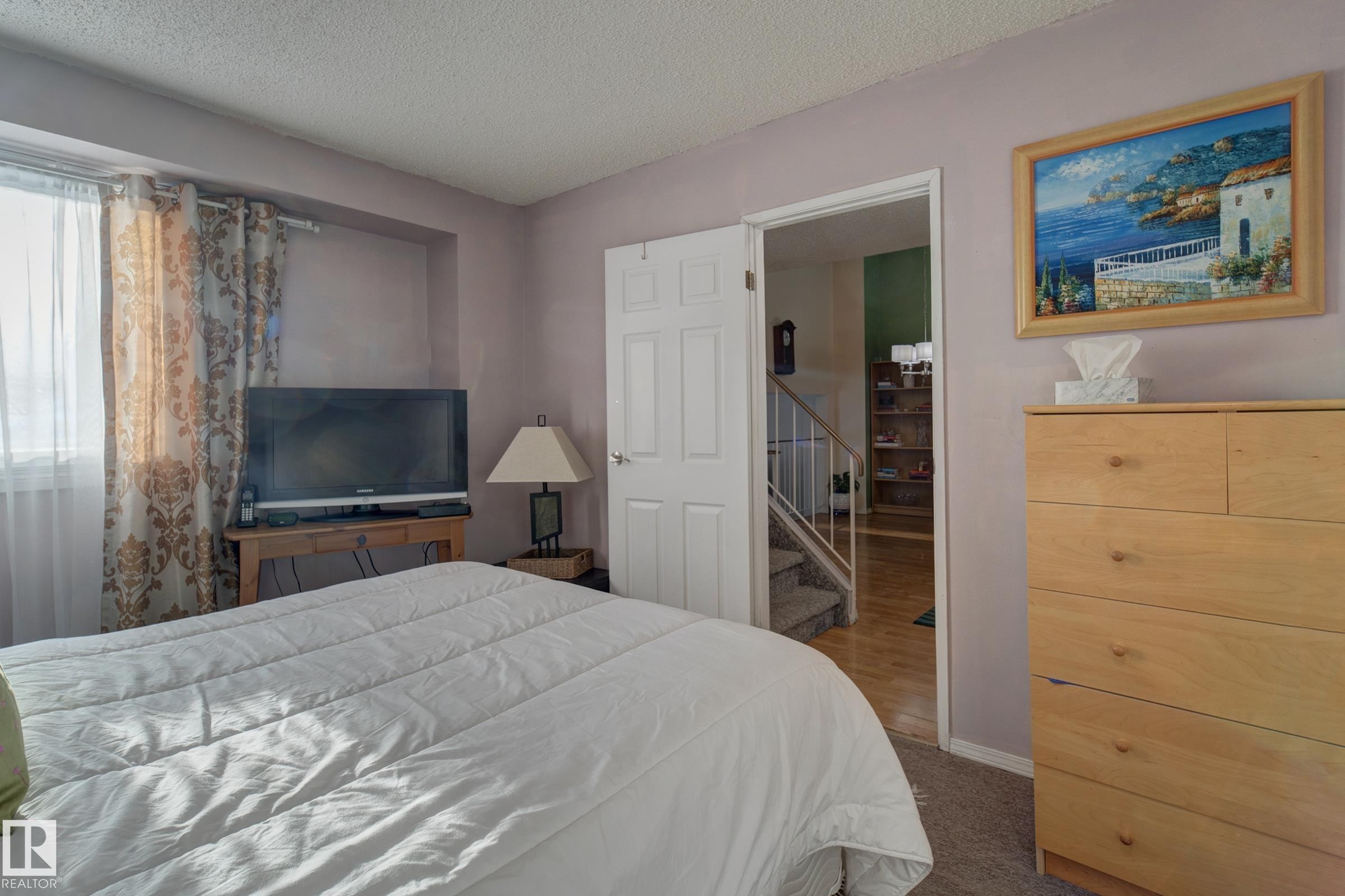 5626 19A Avenue, Edmonton, AB