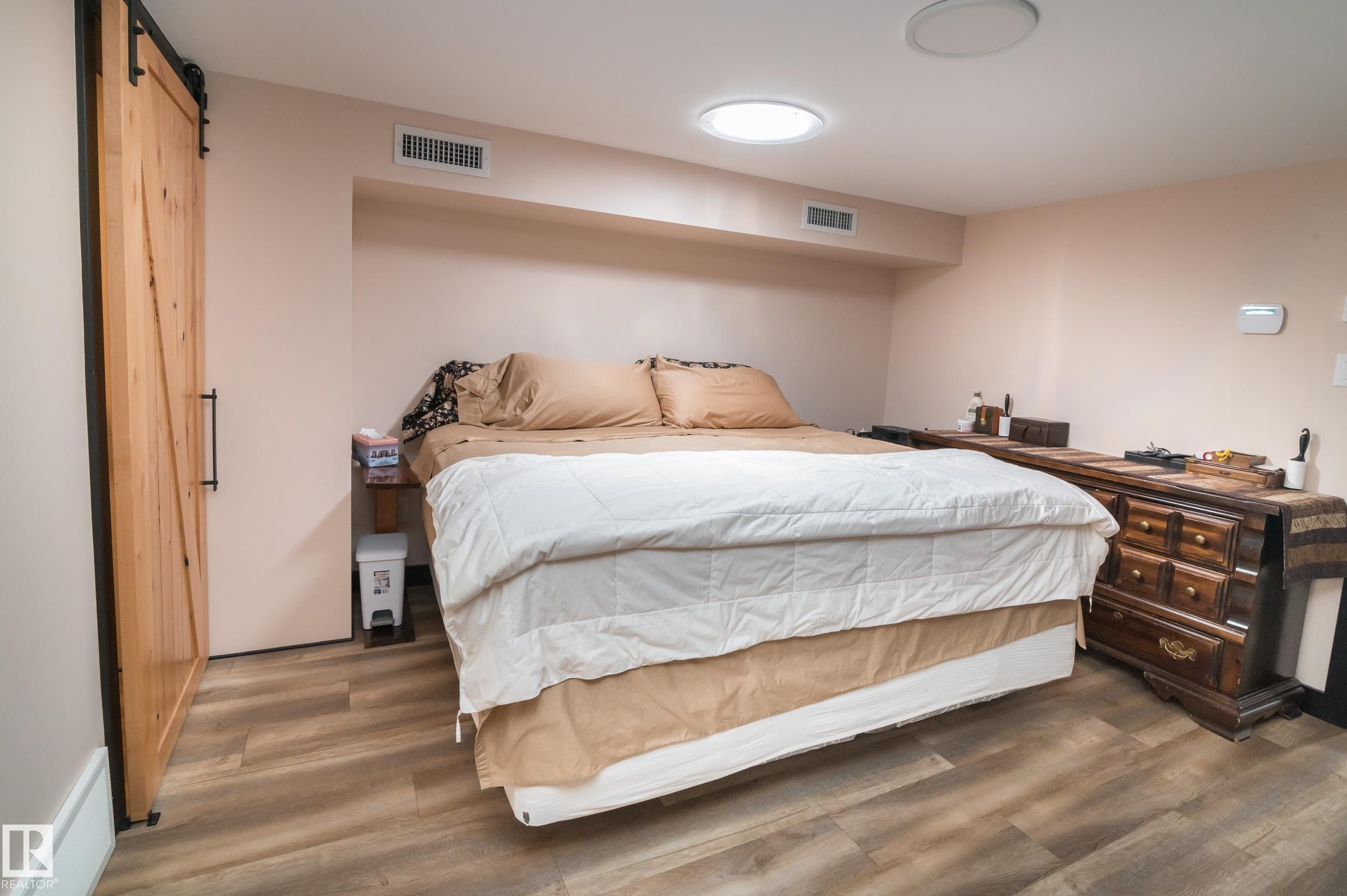 52430 Rr 192, Rural Beaver County, AB - Indoor Photo Showing Bedroom