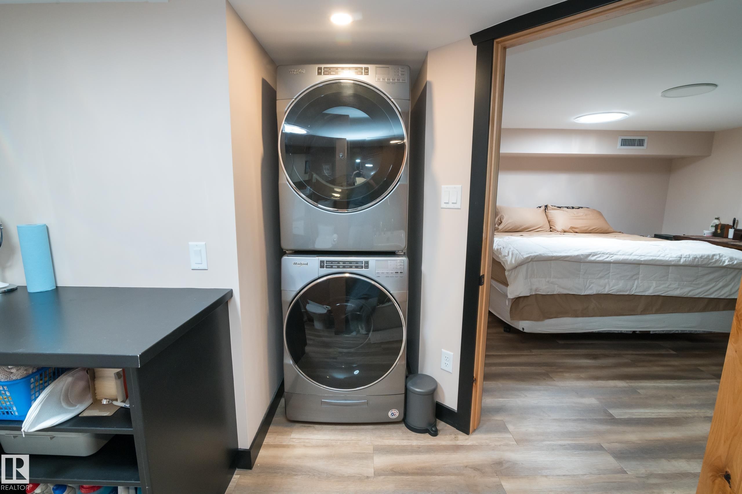52430 Rr 192, Rural Beaver County, AB - Indoor Photo Showing Laundry Room