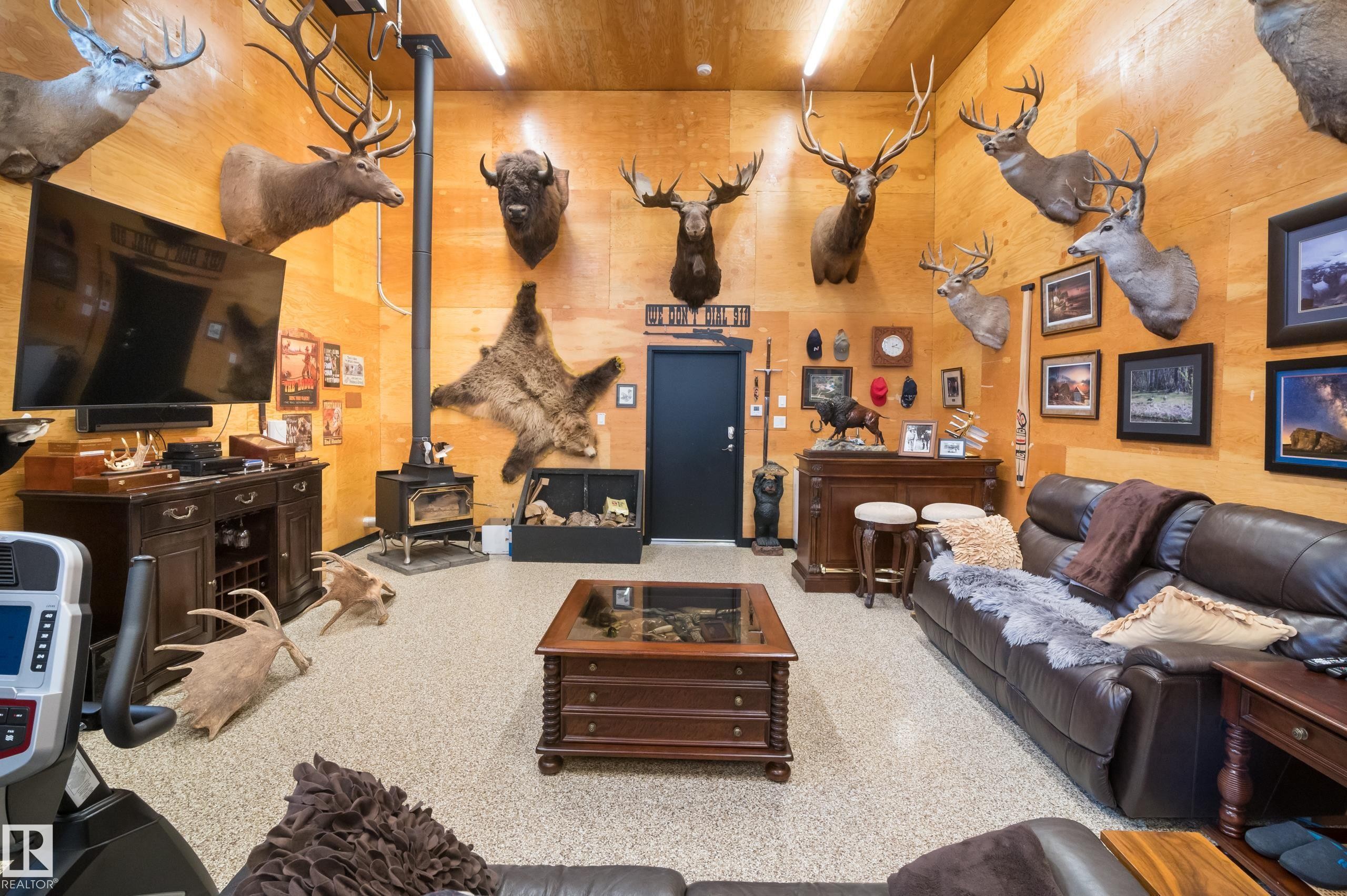 52430 Rr 192, Rural Beaver County, AB - Indoor With Fireplace