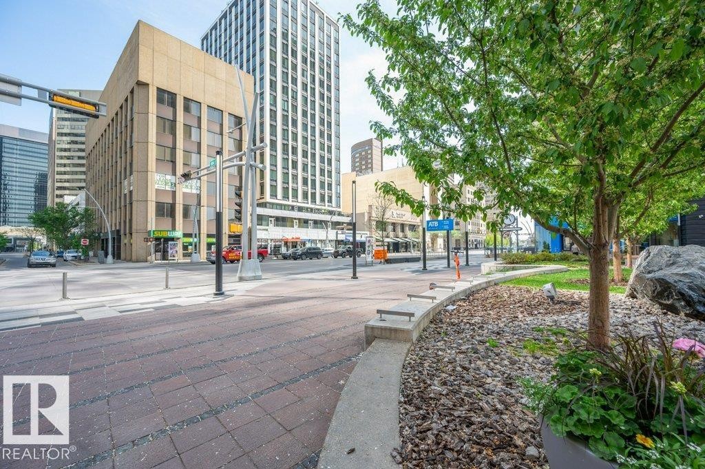 911 10024 Jasper Avenue, Edmonton, AB - Outdoor