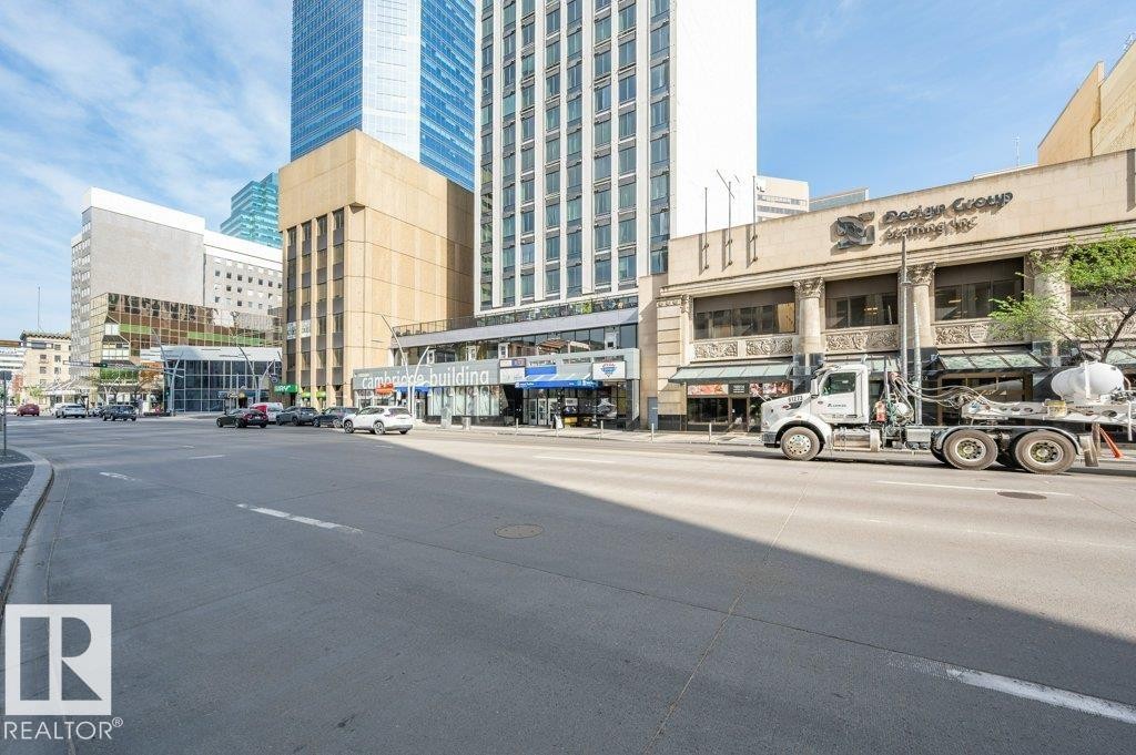 911 10024 Jasper Avenue, Edmonton, AB - Outdoor