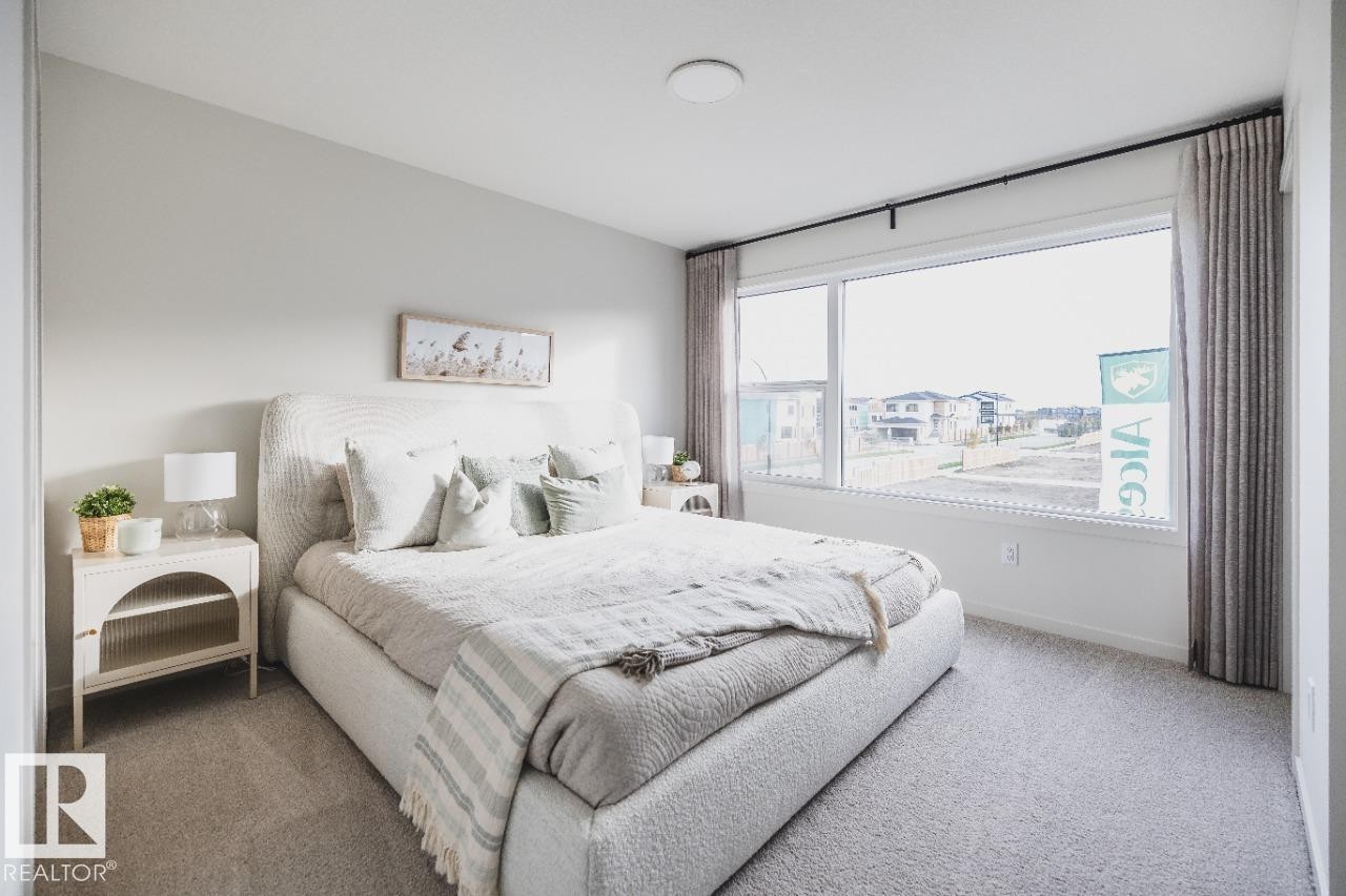 312 32 Street, Edmonton, AB - Indoor Photo Showing Bedroom