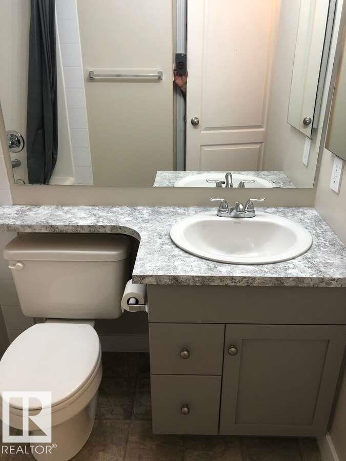 405 151 Edwards Drive, Edmonton, AB - Indoor Photo Showing Bathroom