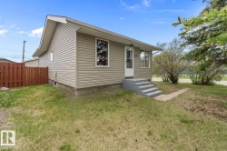520 10 Street Cold Lake, AB T9M 1A2