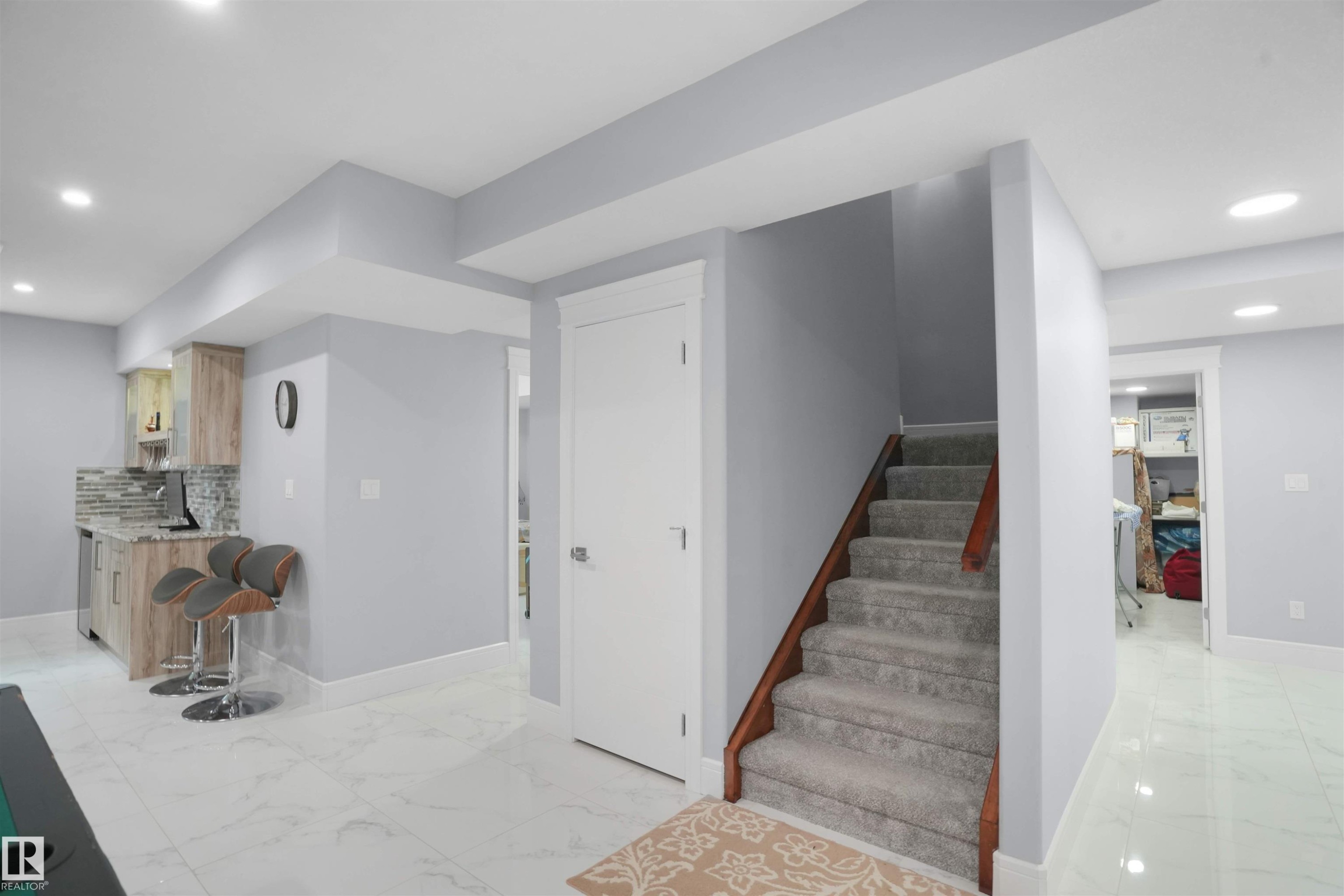 16608 9 Street, Edmonton, AB - Indoor Photo Showing Other Room