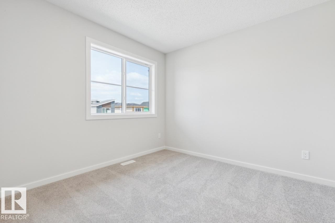 61 Gambel Loop, Spruce Grove, AB - Indoor Photo Showing Other Room