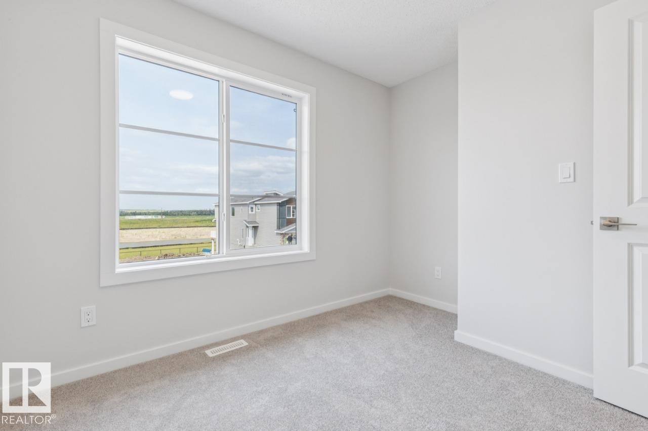 61 Gambel Loop, Spruce Grove, AB - Indoor Photo Showing Other Room