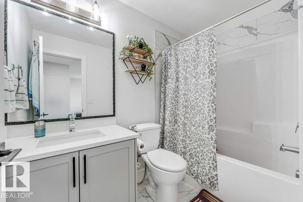 3923 40 Avenue, Beaumont, AB - Indoor Photo Showing Bathroom