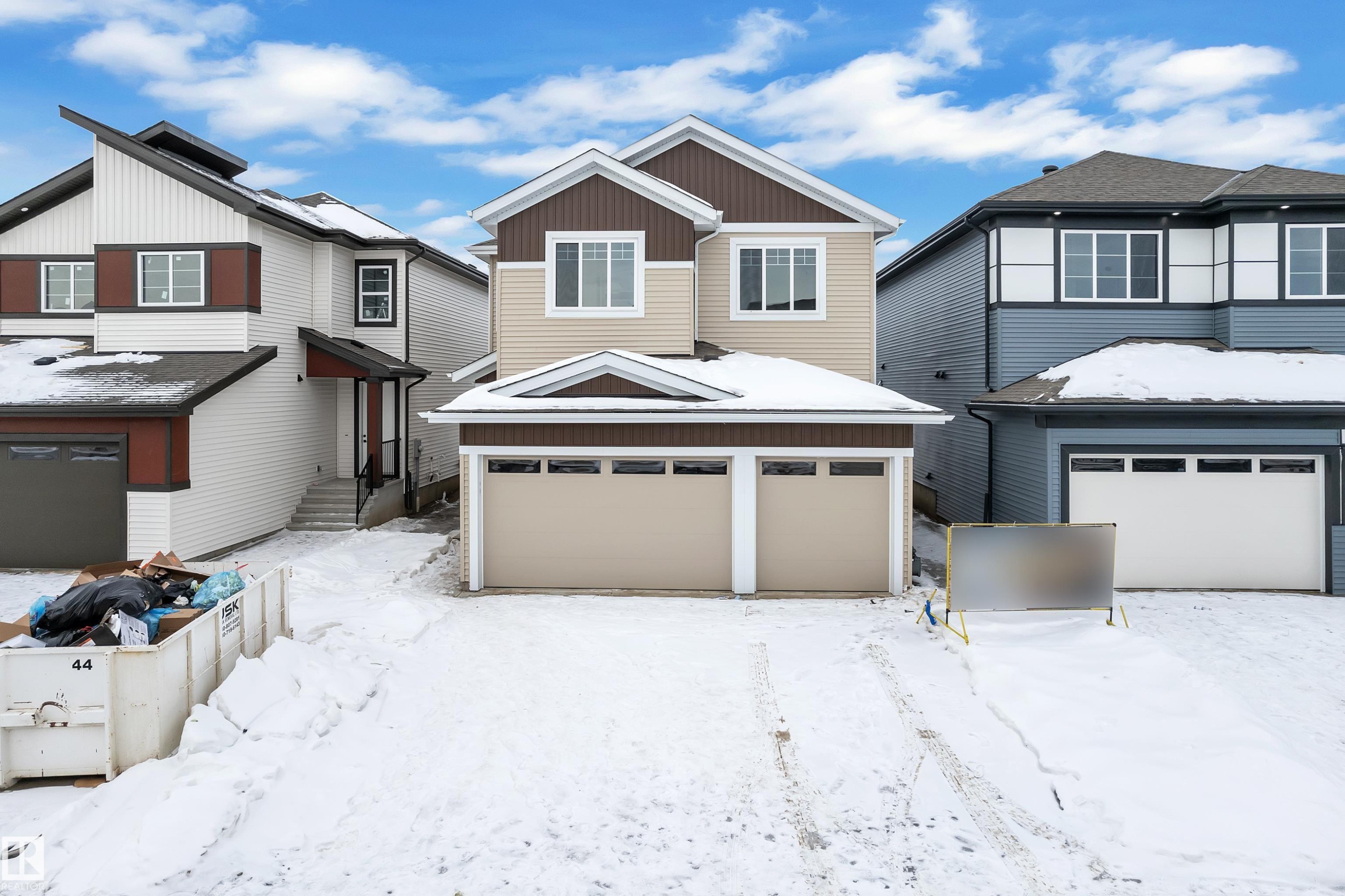 737 Astoria Way, Devon, AB - Outdoor With Facade