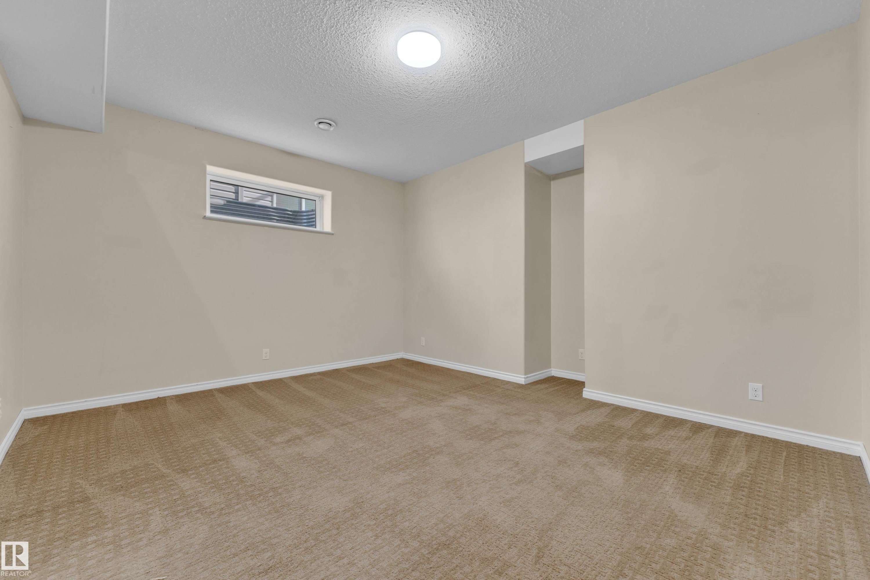 5528 209 Street, Edmonton, AB