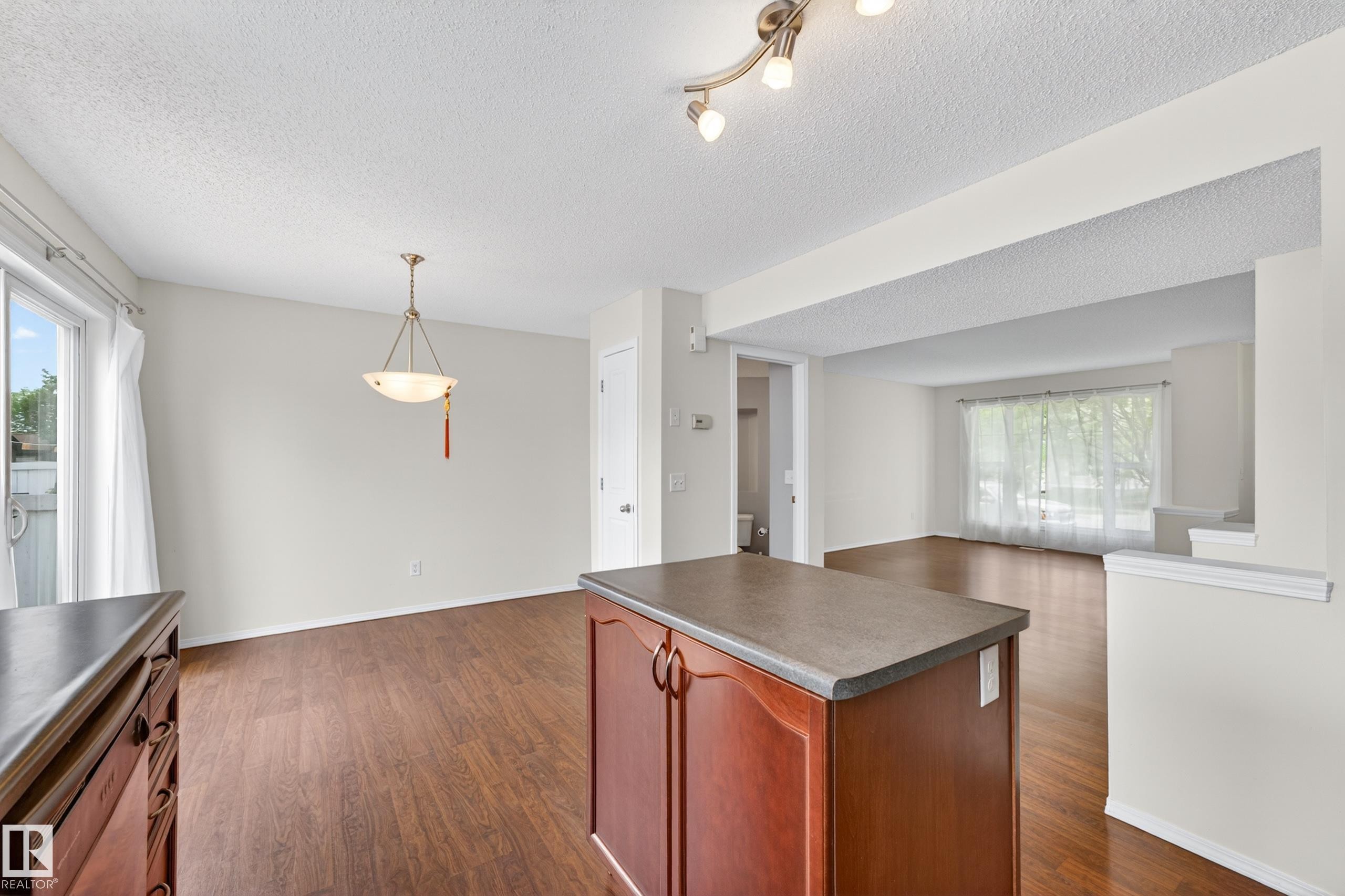 5917 South Terwillegar Boulevard, Edmonton, AB - Indoor Photo Showing Other Room