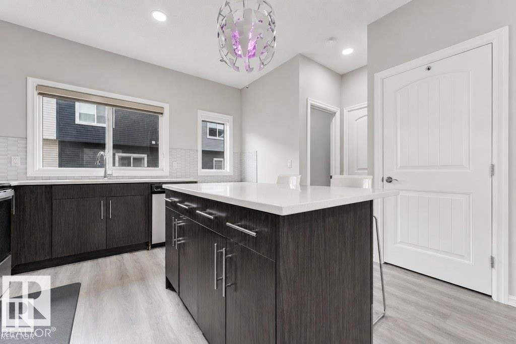 61 215 Saddleback Road Nw, Edmonton, AB