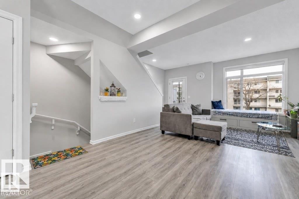 61 215 Saddleback Road Nw, Edmonton, AB