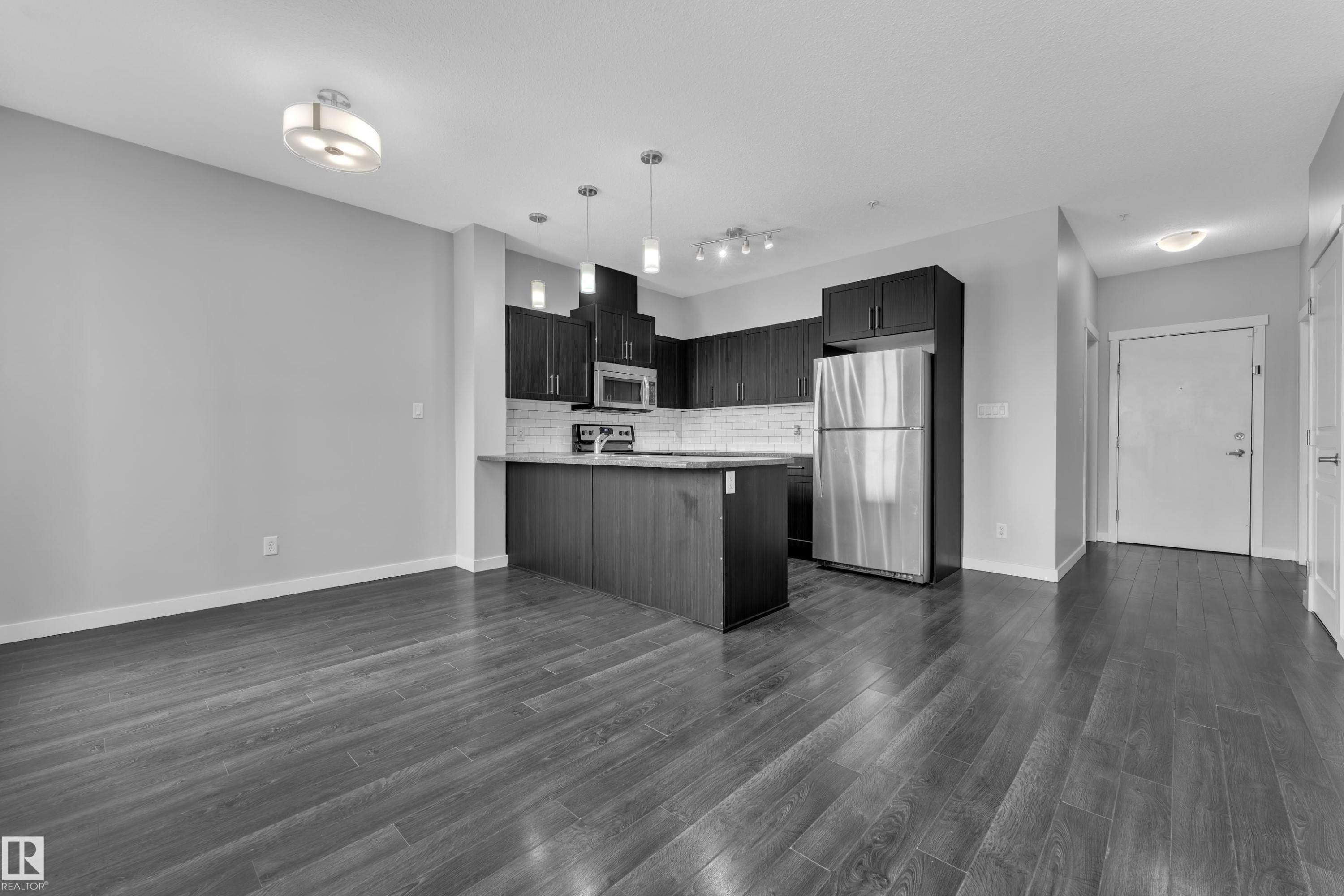 214 812 Welsh Drive, Edmonton, AB